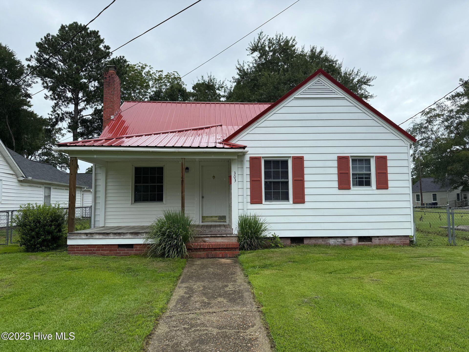 303 Warn Street