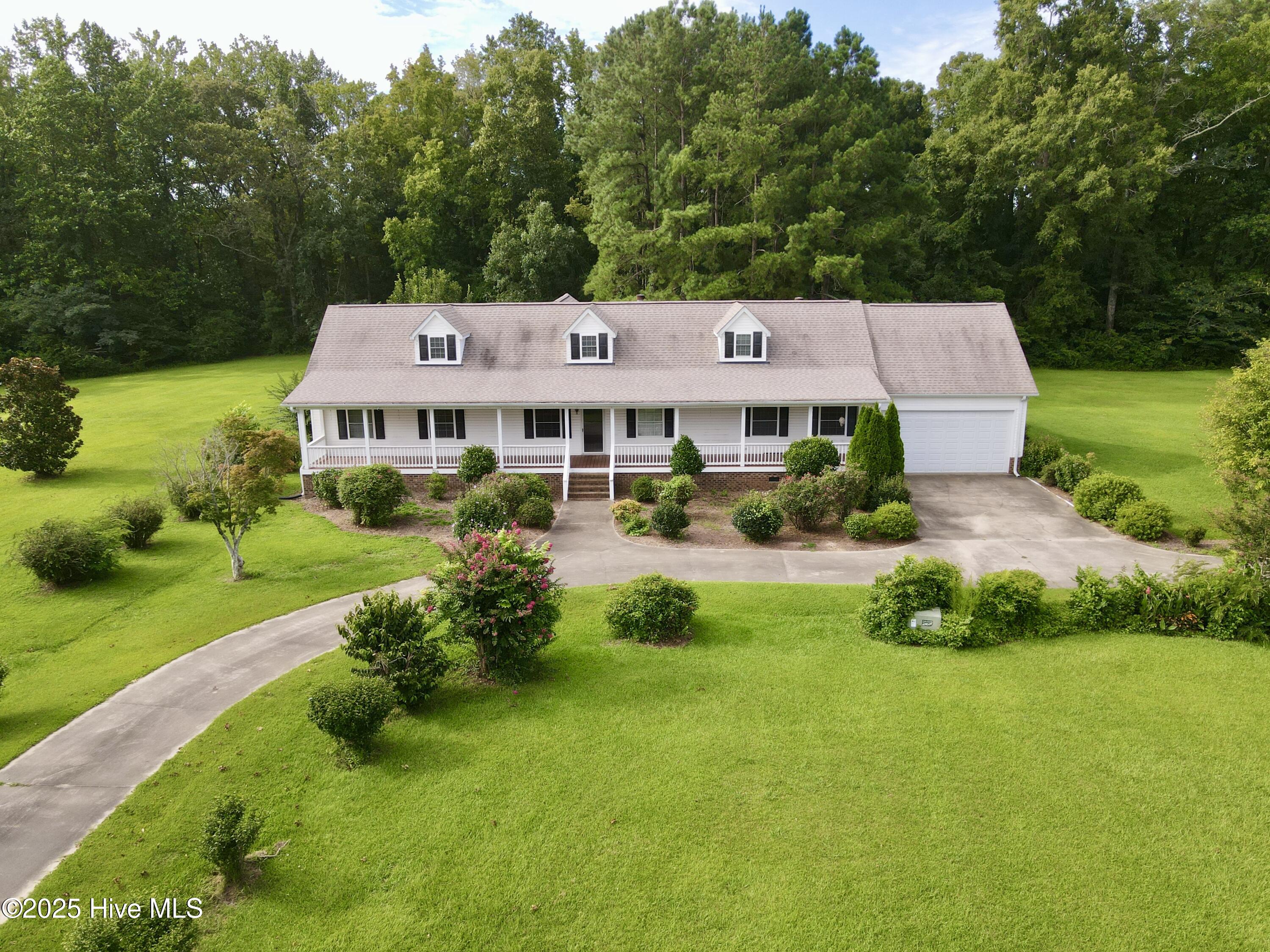 1148 Mill Field Road Property Photo 1