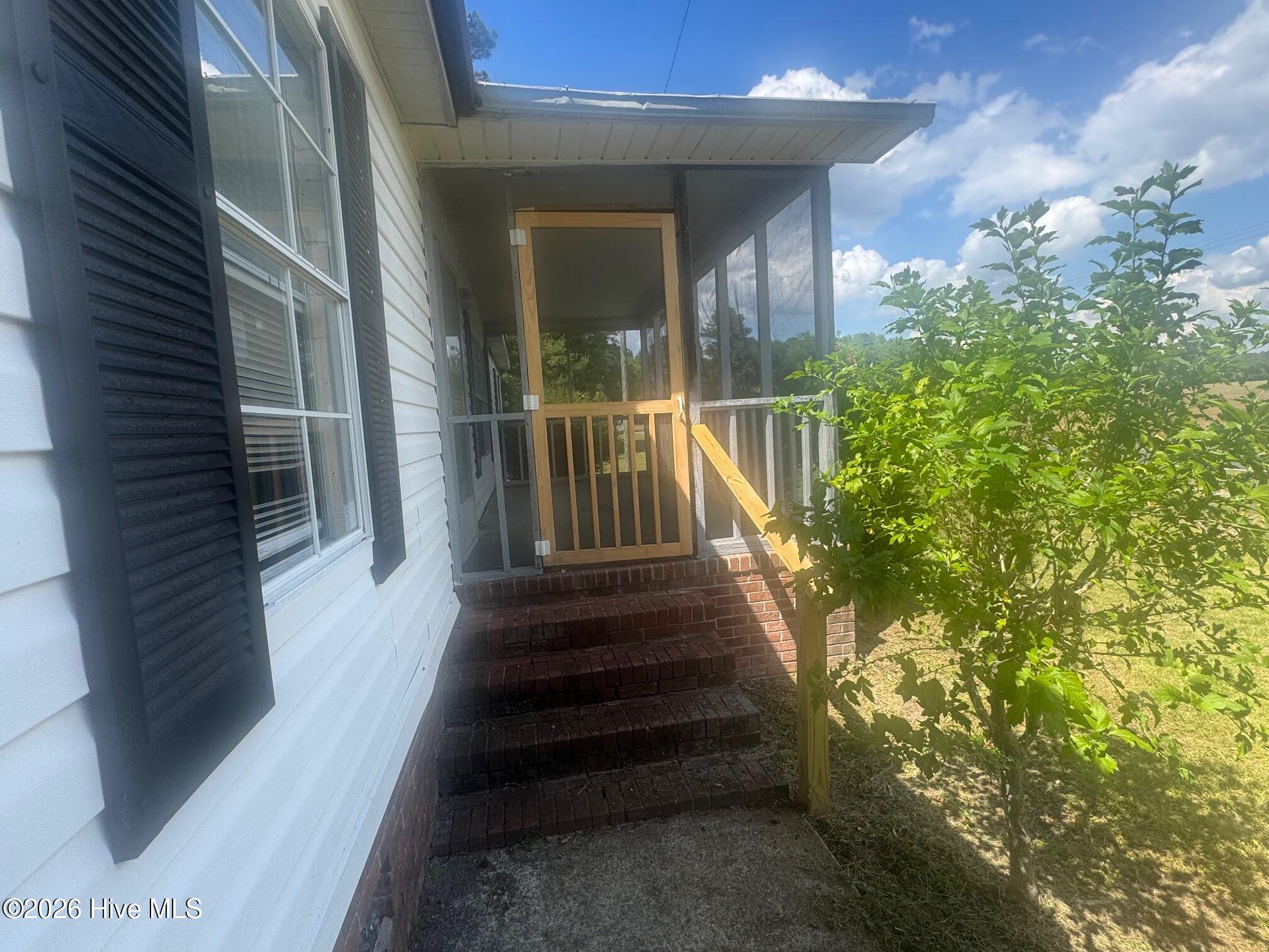1461 Core Point Road Property Photo 3