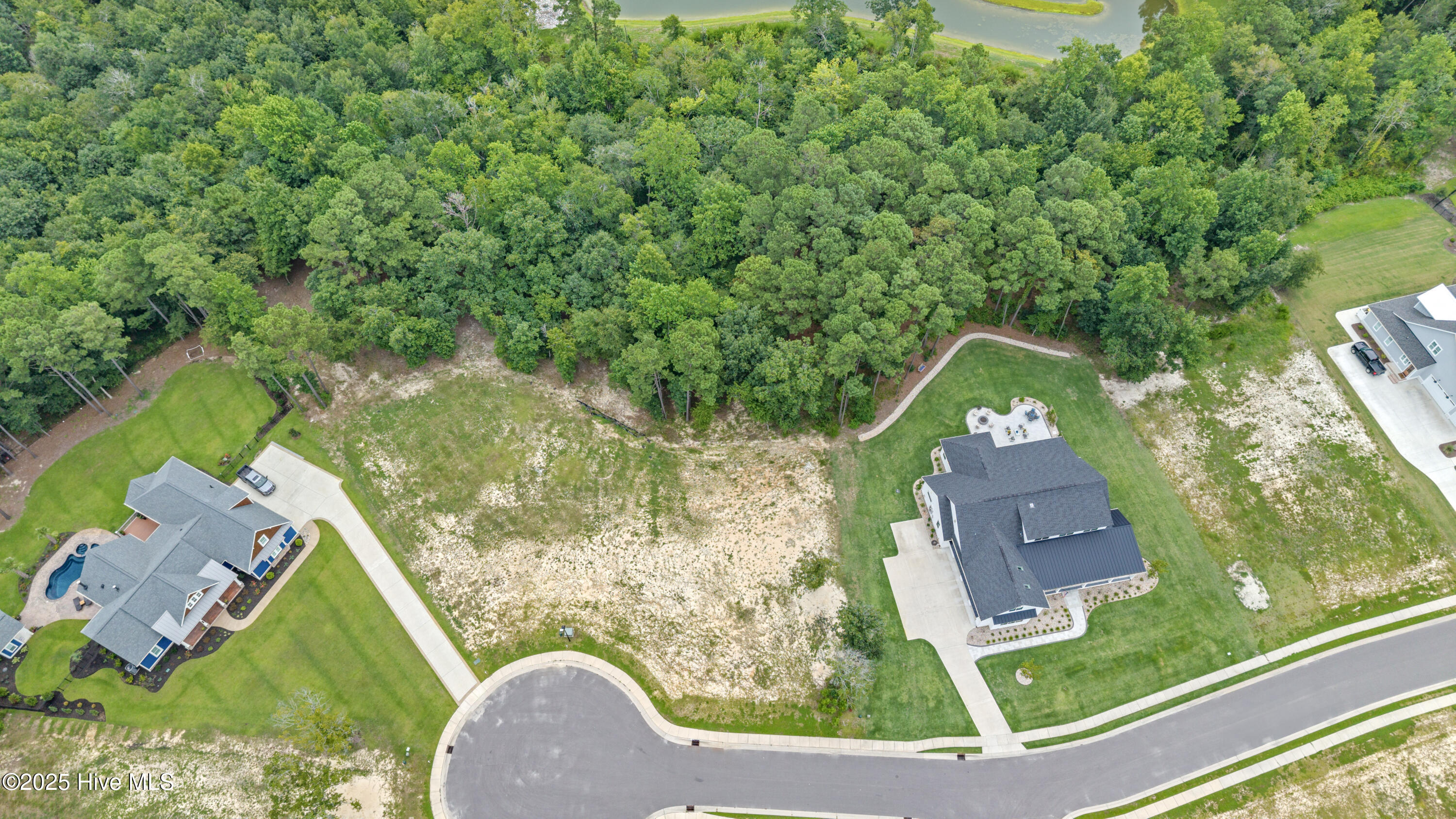 26 W Scarborough Court Property Photo 6