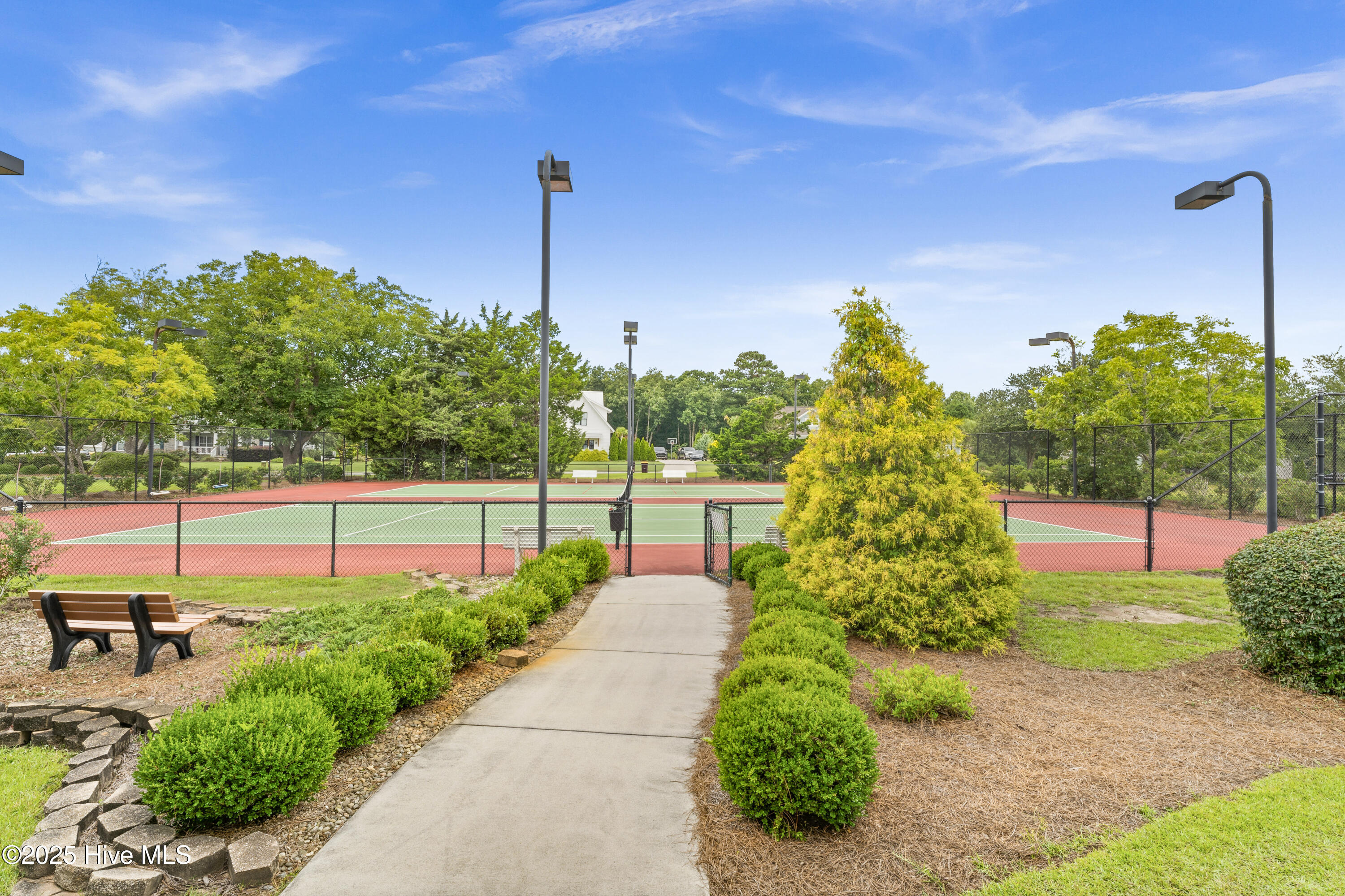 26 W Scarborough Court Property Photo 32