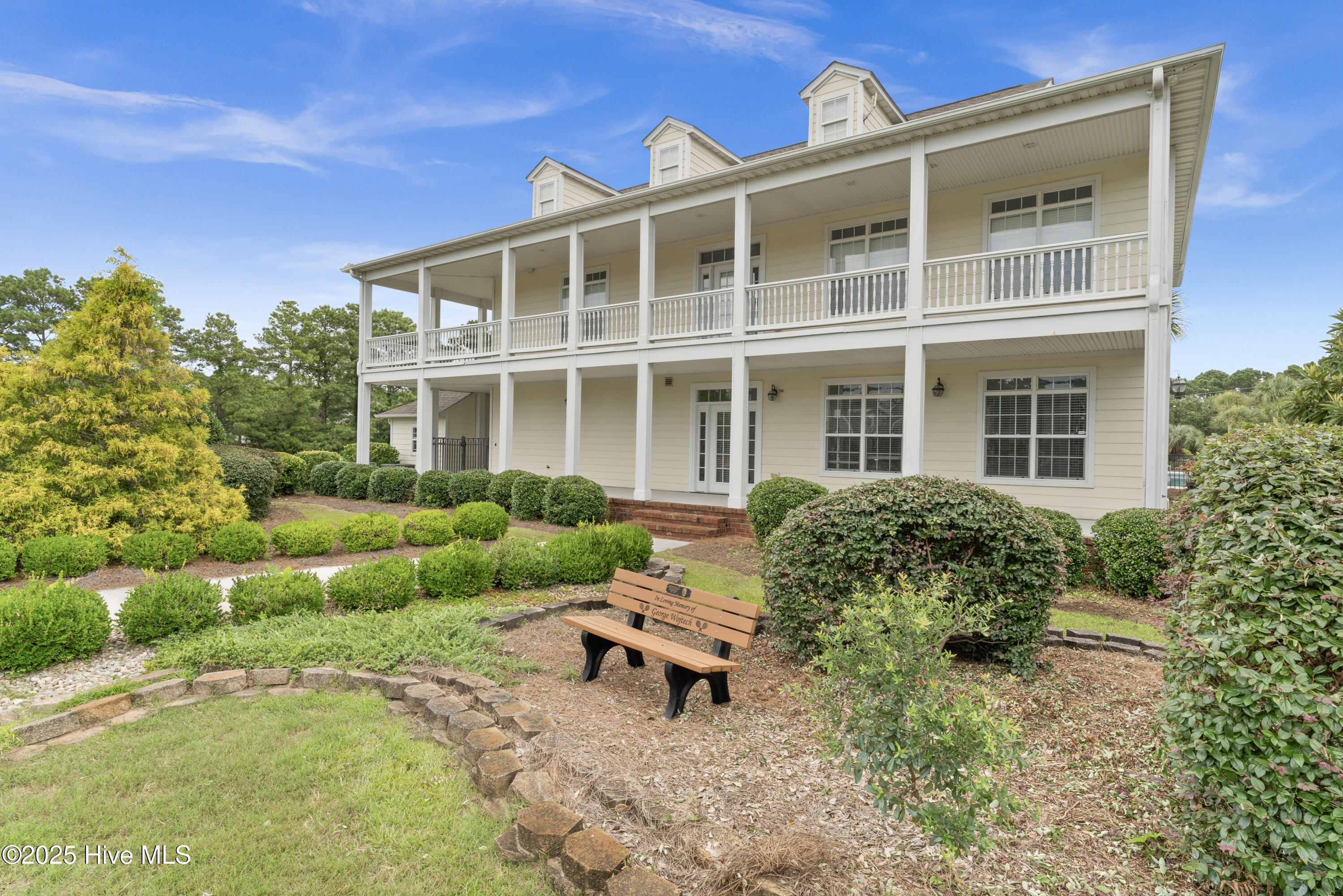 26 W Scarborough Court Property Photo 33