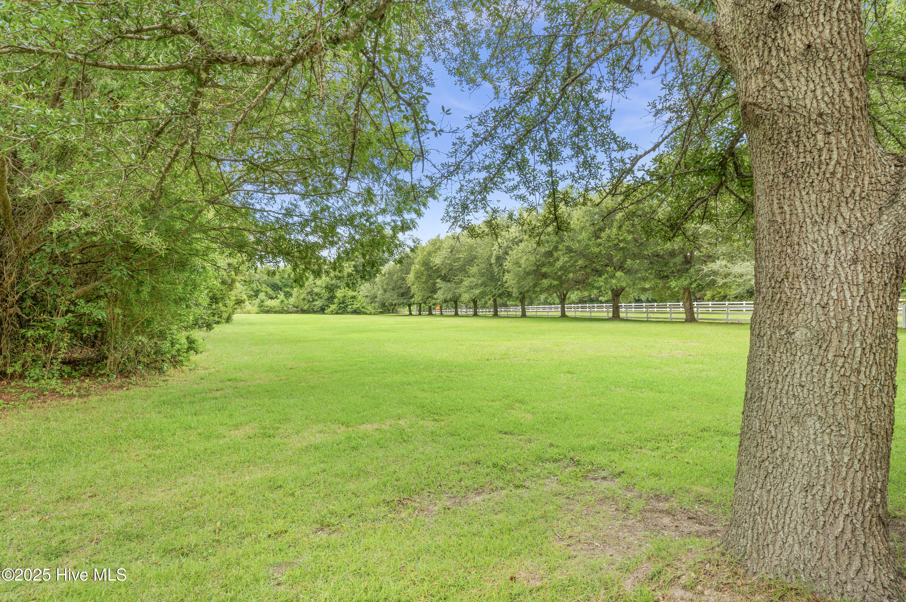 26 W Scarborough Court Property Photo 36