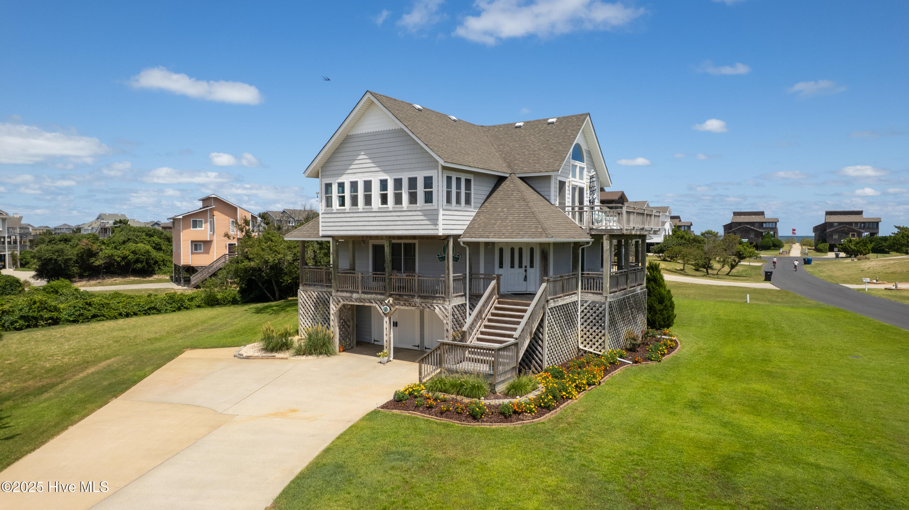 118 Rene Court Property Photo 1