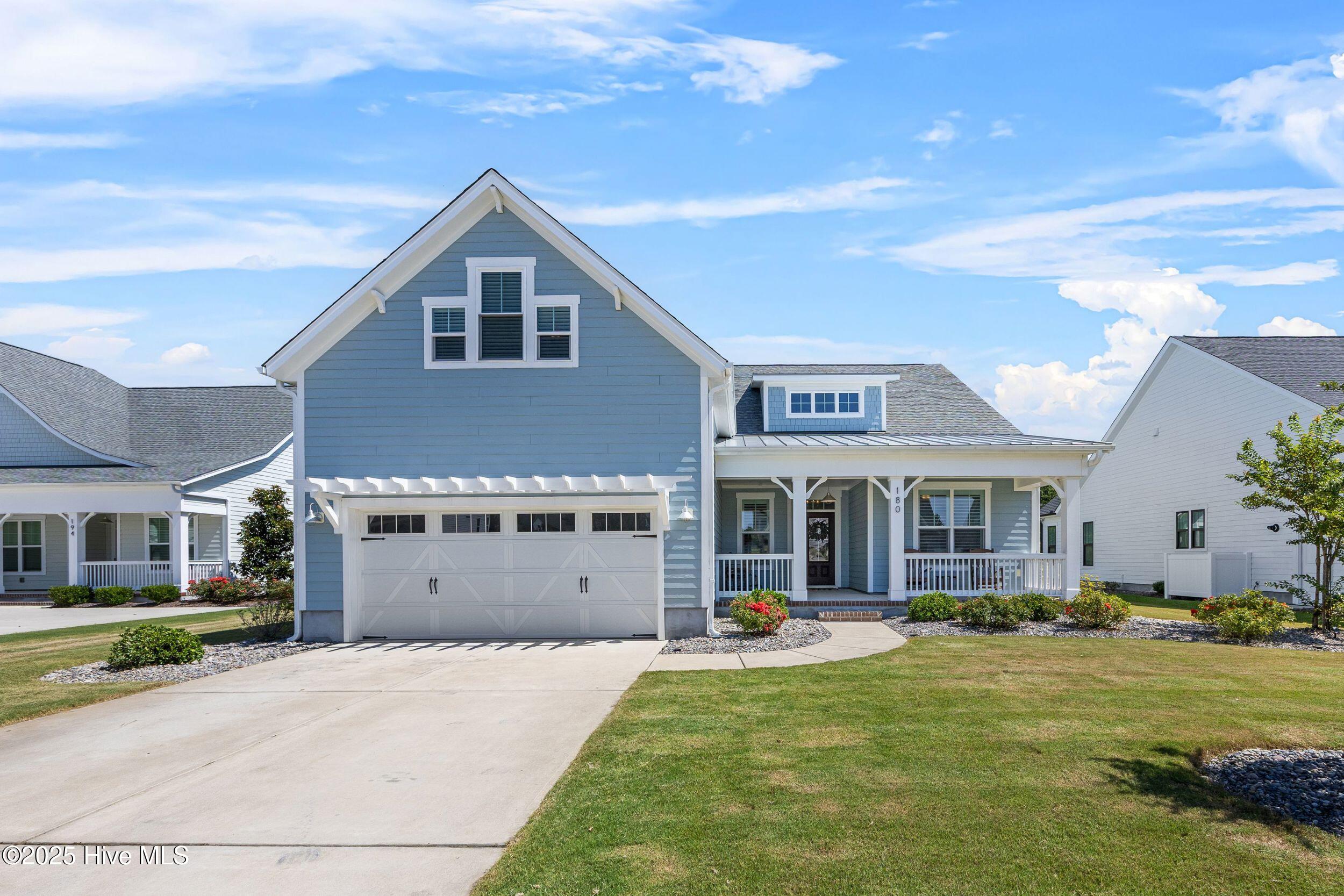 180 Bluenose Lane Property Photo 1