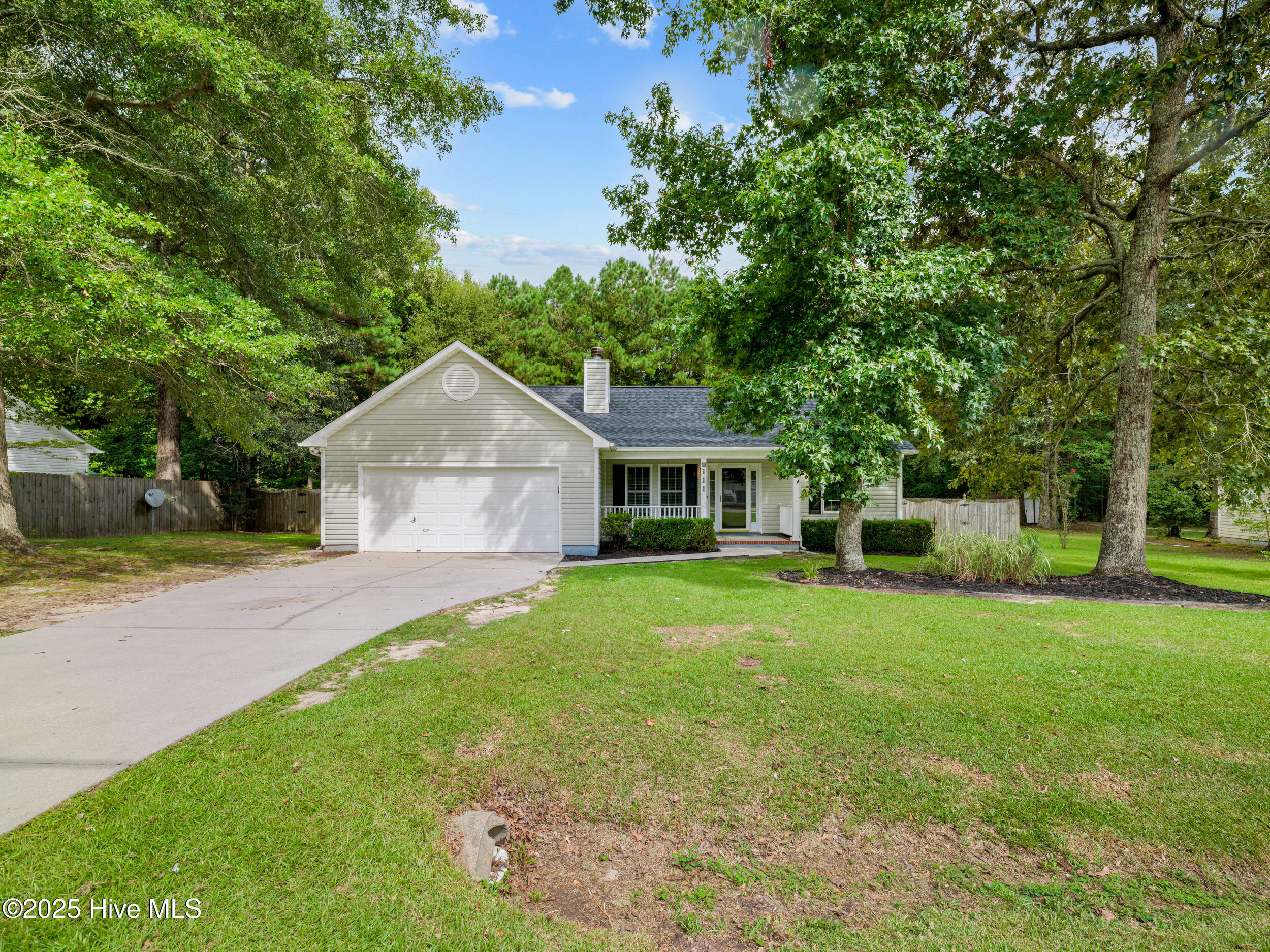 111 Live Oak Drive Property Photo 1