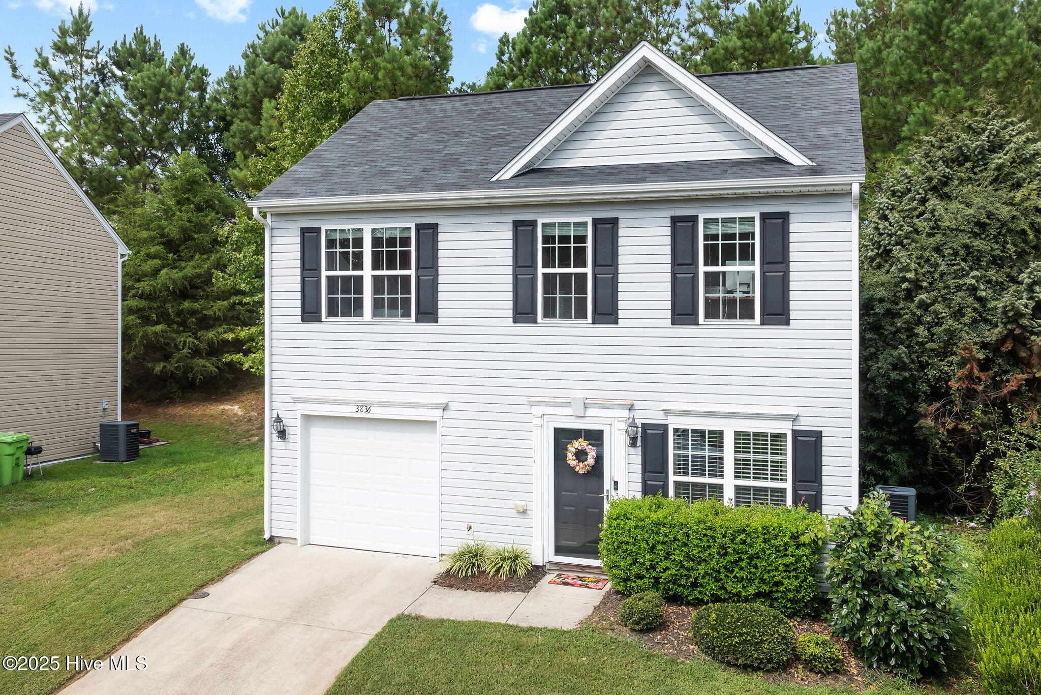 3836 Griffis Glen Drive Property Photo 1