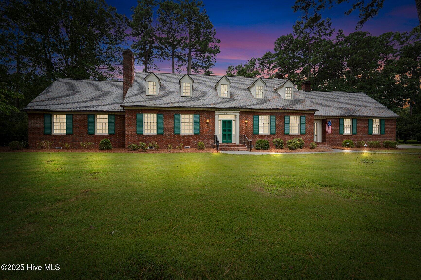 3811 Woodlawn Road Property Photo 1