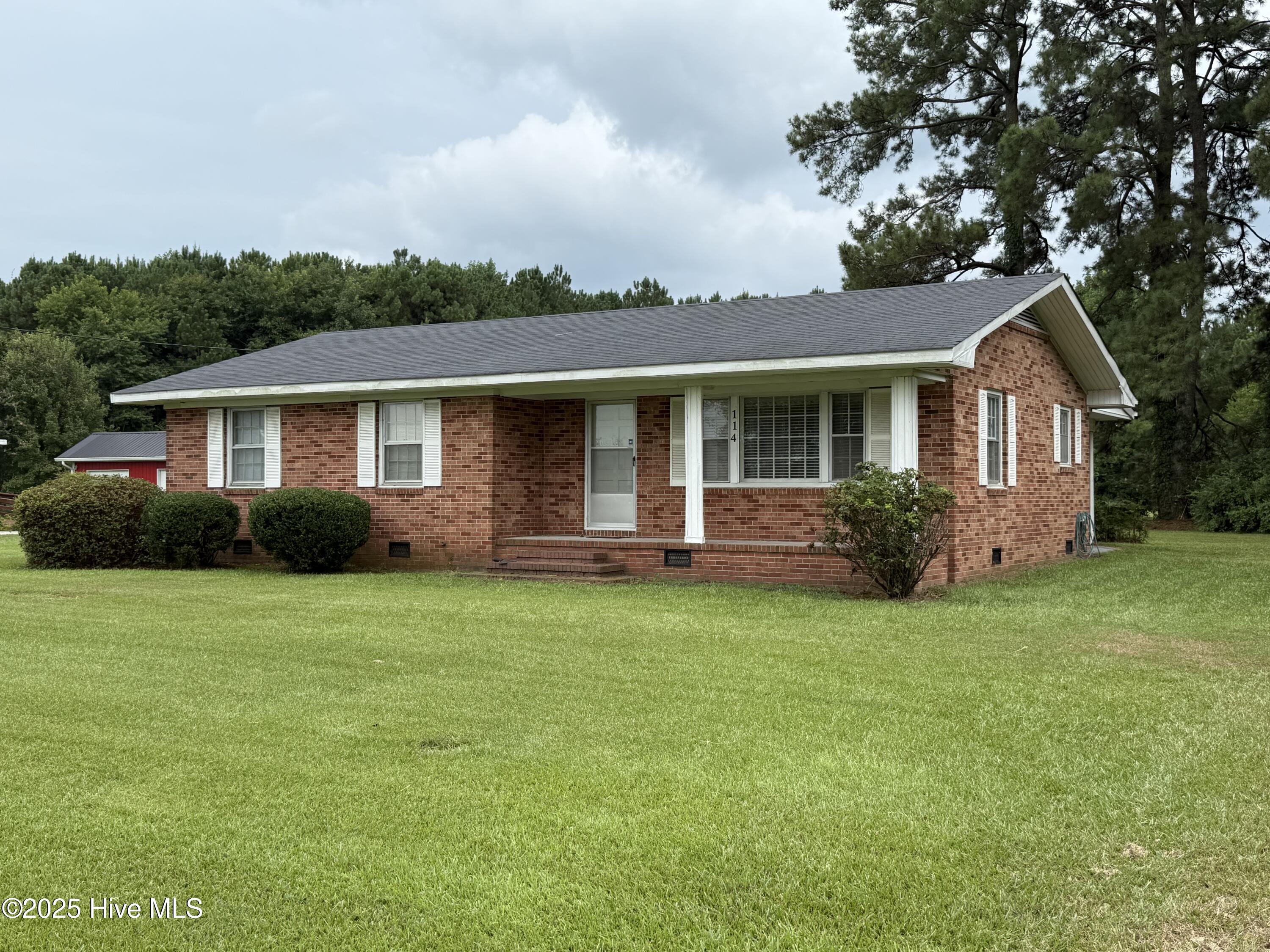 114 Dale Road Property Photo 1