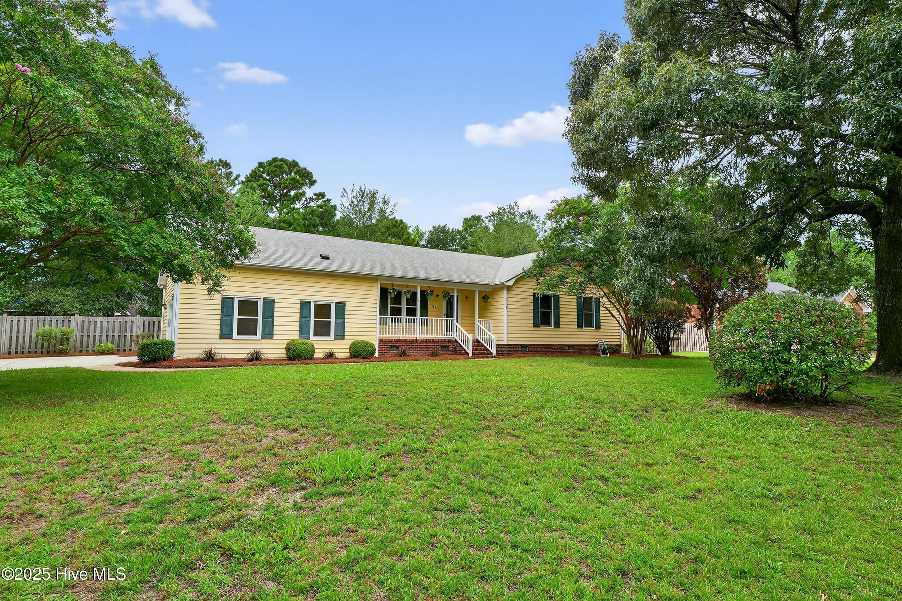 7301 Featherstone Court Property Photo 1