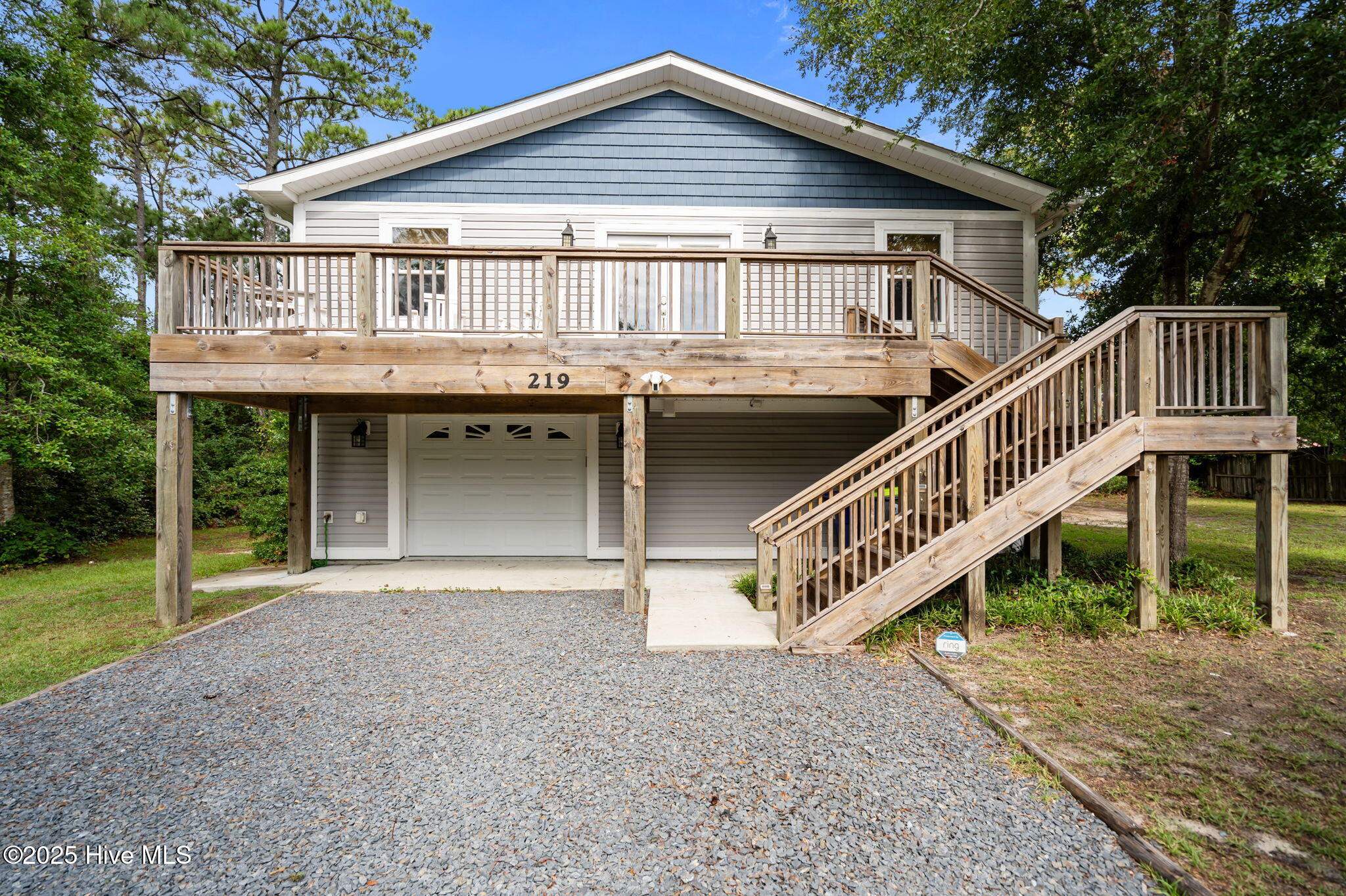 219 Ne 49th Street Property Photo 1