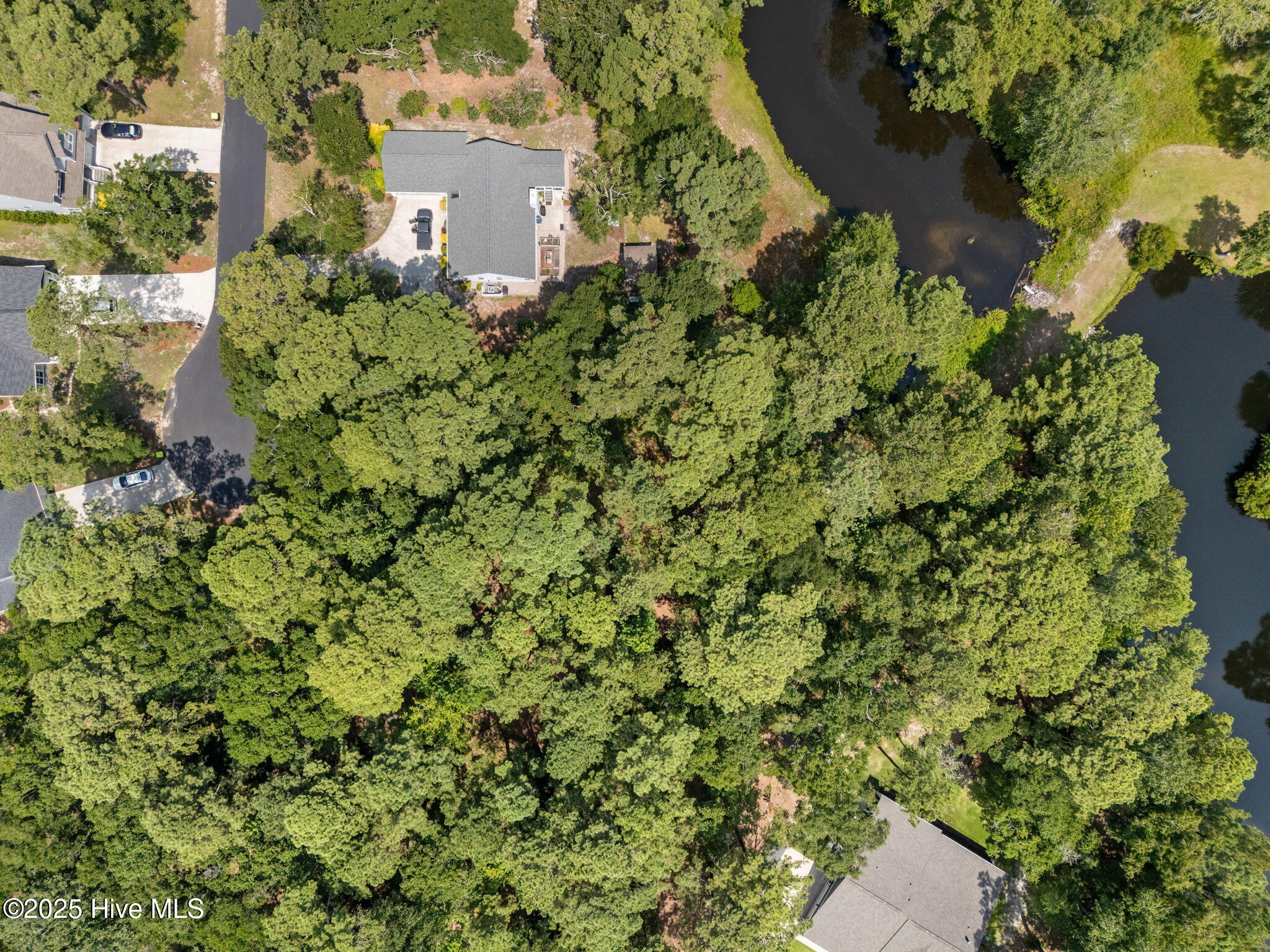 778 Lakeside Drive Property Photo 8