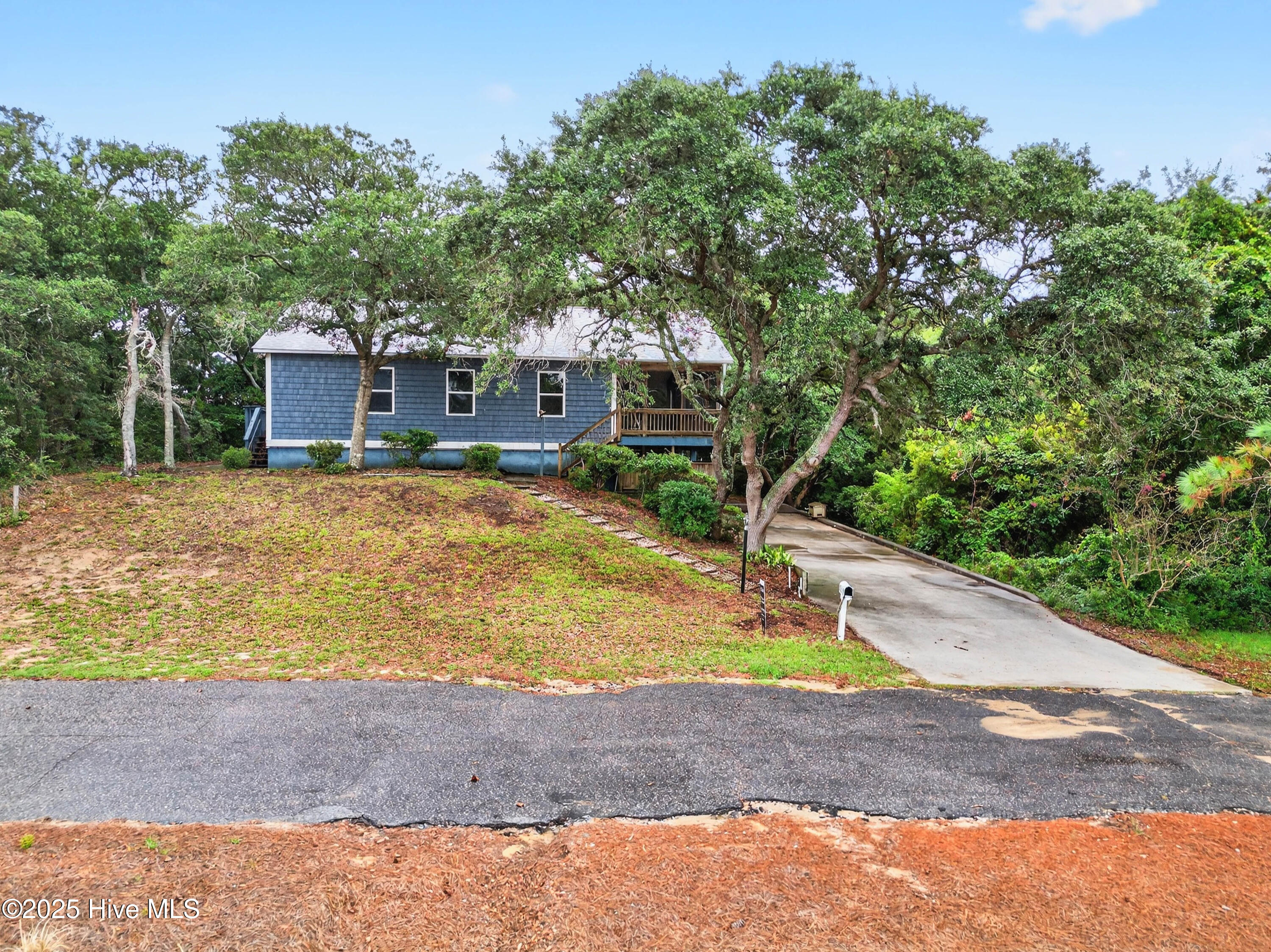 108 SE 37th Street Property Photo 1