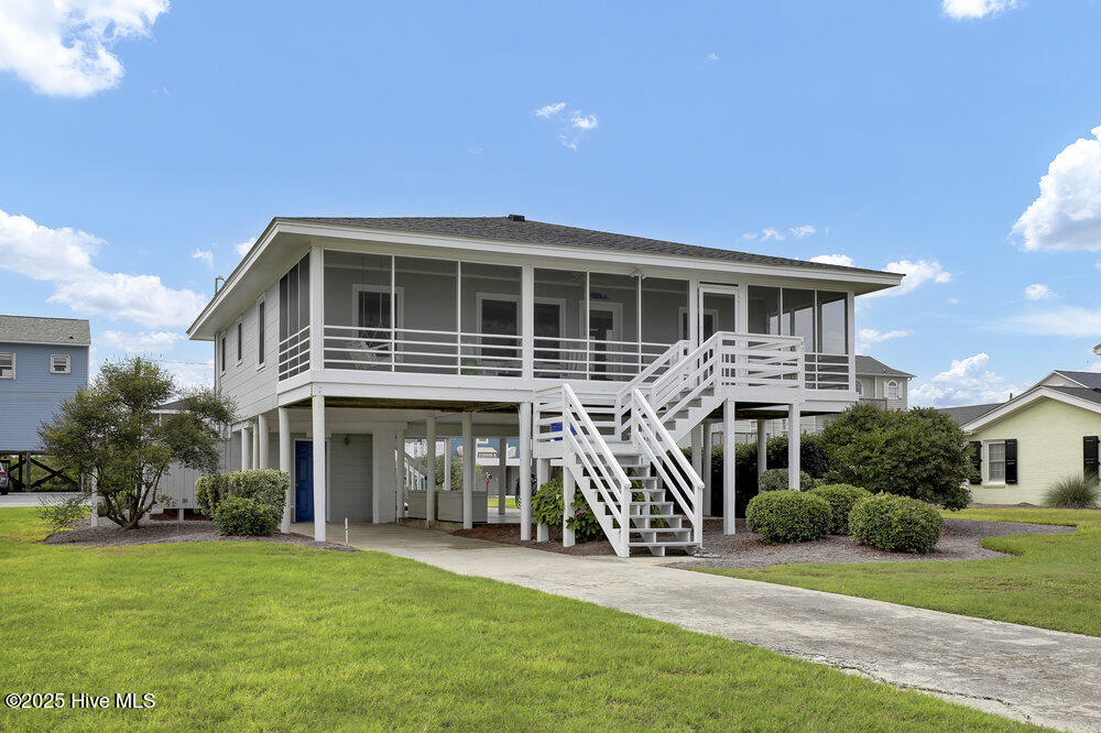 1040 Ocean Boulevard Property Photo 2