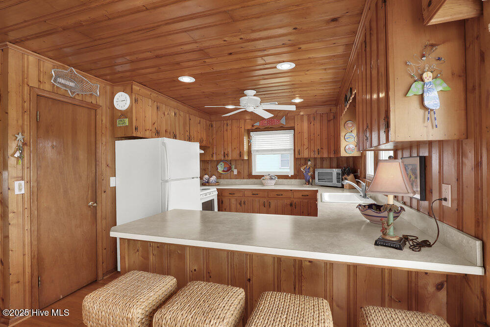 1040 Ocean Boulevard Property Photo 11