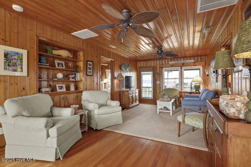 1040 Ocean Boulevard Property Photo 15