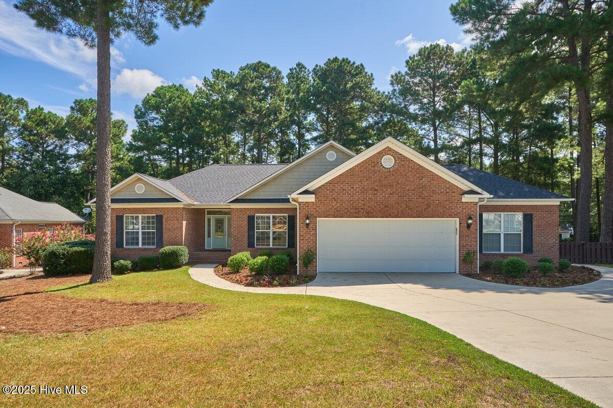 38 Winding Trail Property Photo 1