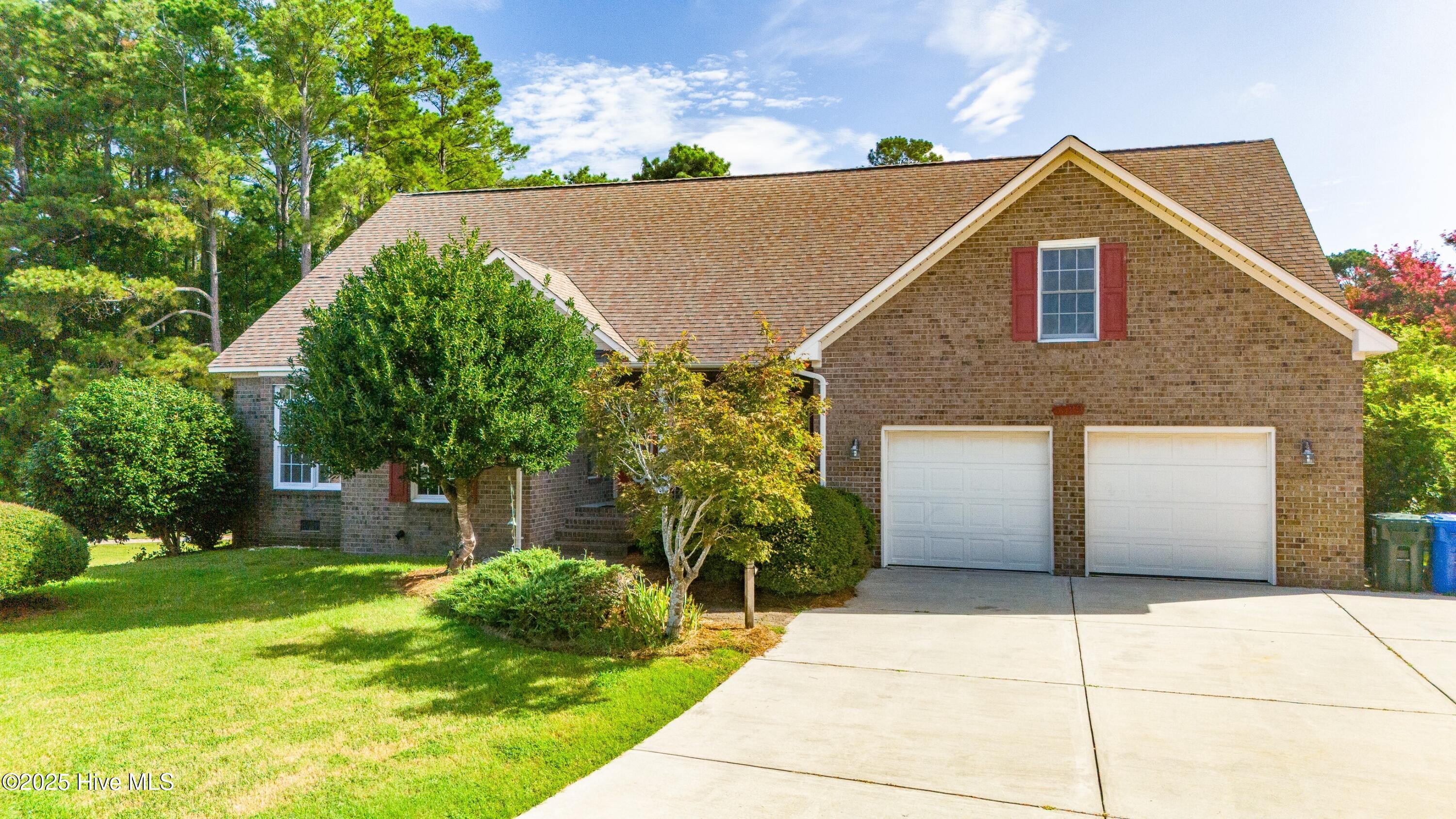 5529 Sandpiper Drive Property Photo 5