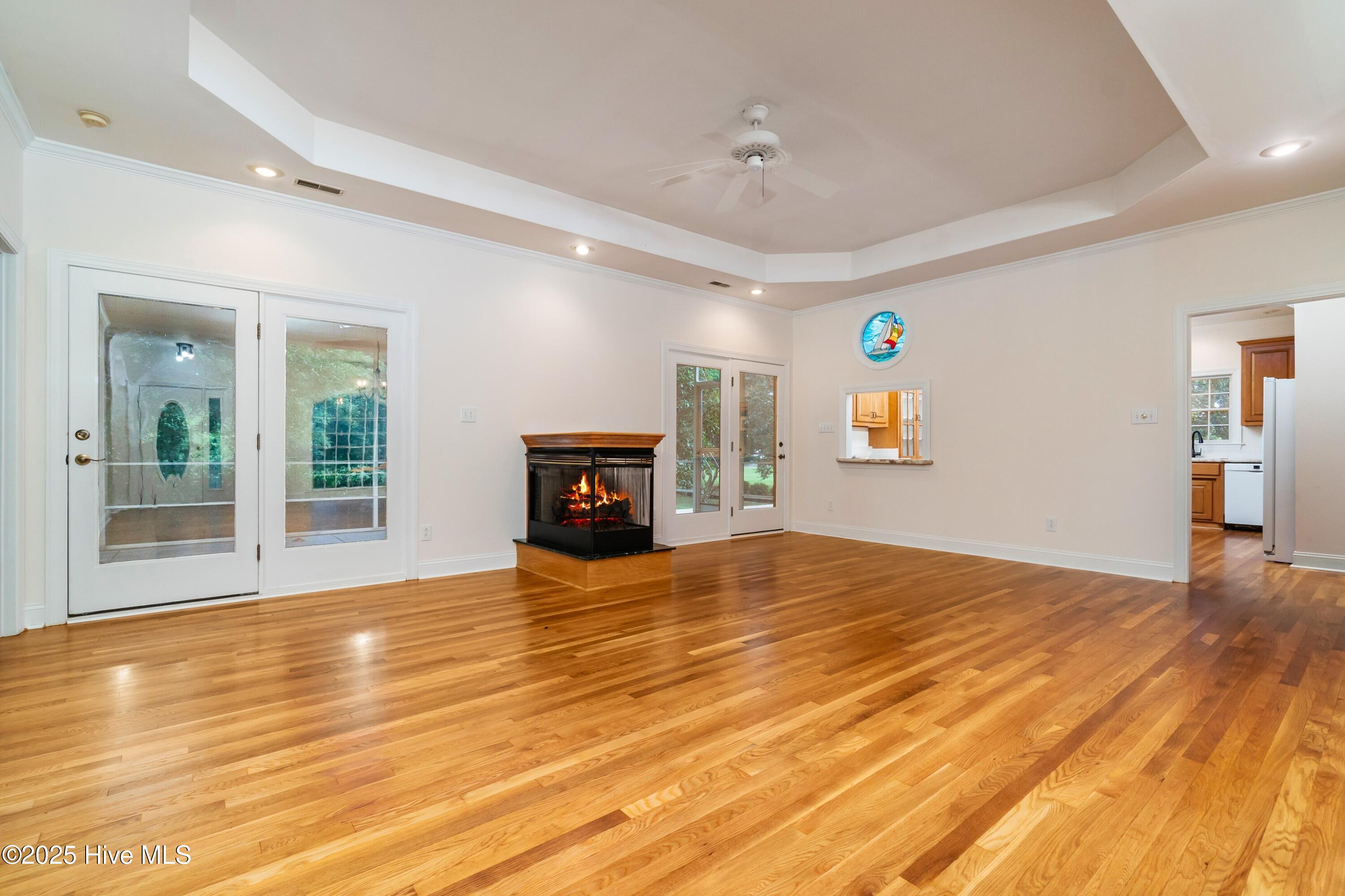 5529 Sandpiper Drive Property Photo 7
