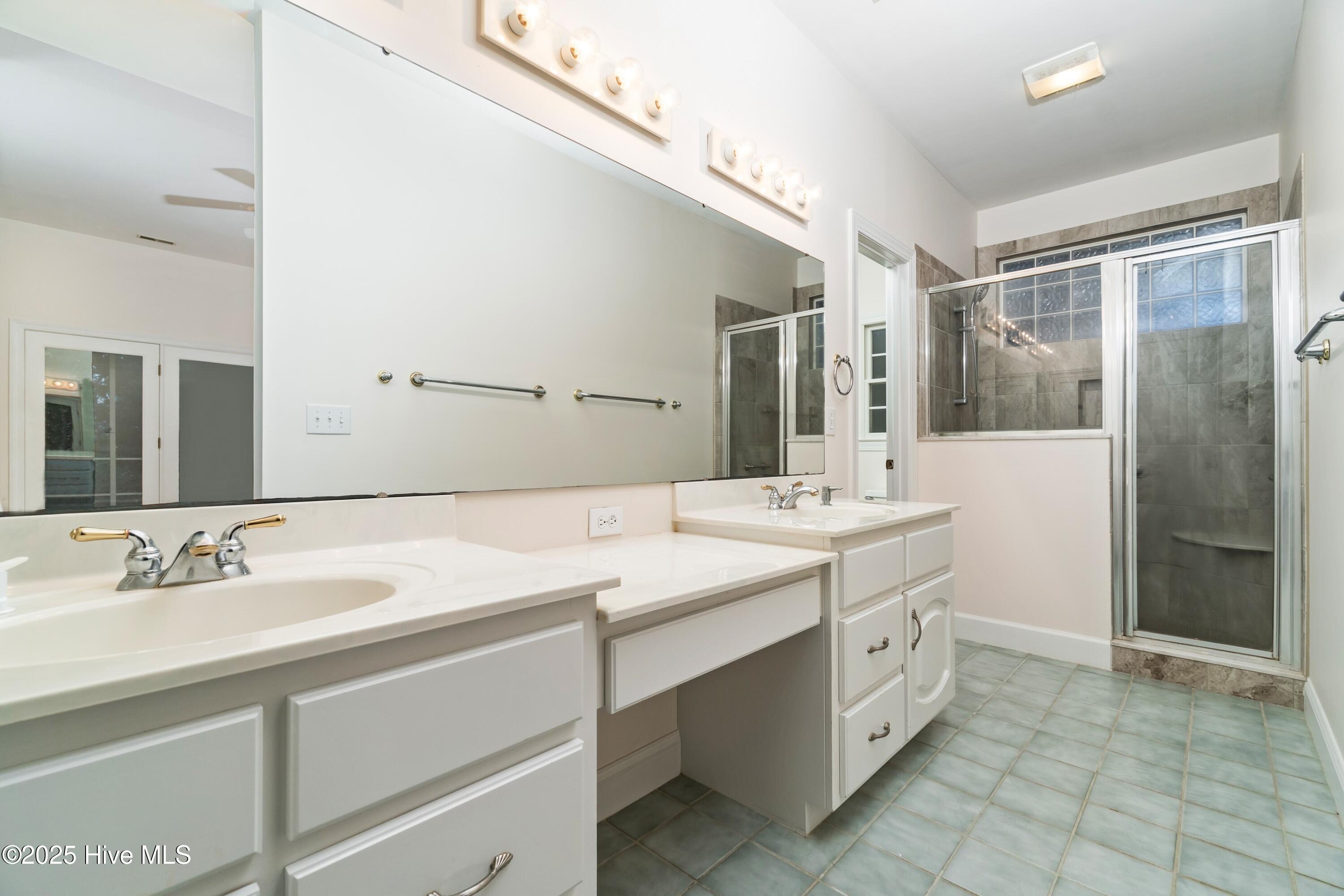5529 Sandpiper Drive Property Photo 21