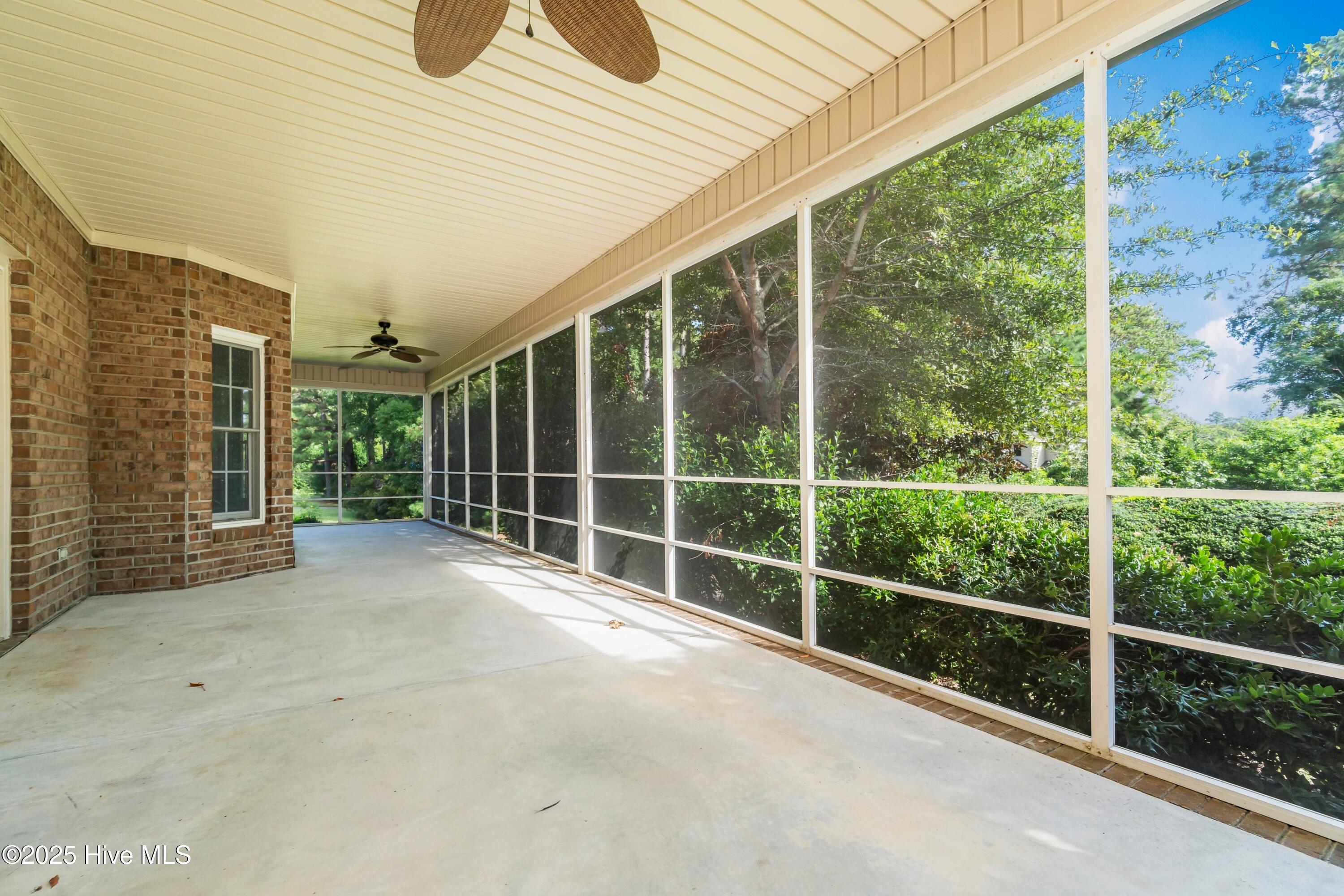 5529 Sandpiper Drive Property Photo 29