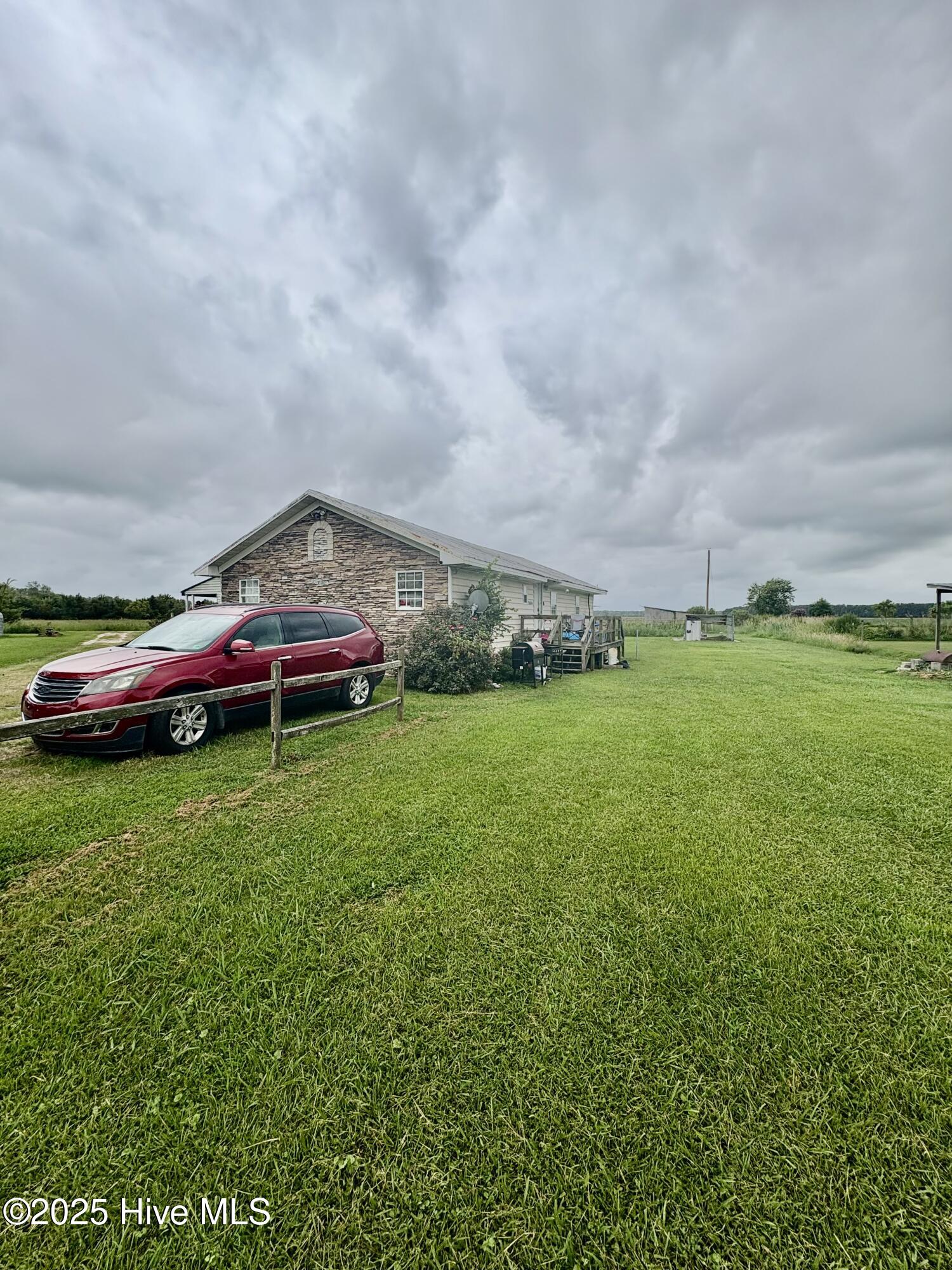 2723 Peartree Road