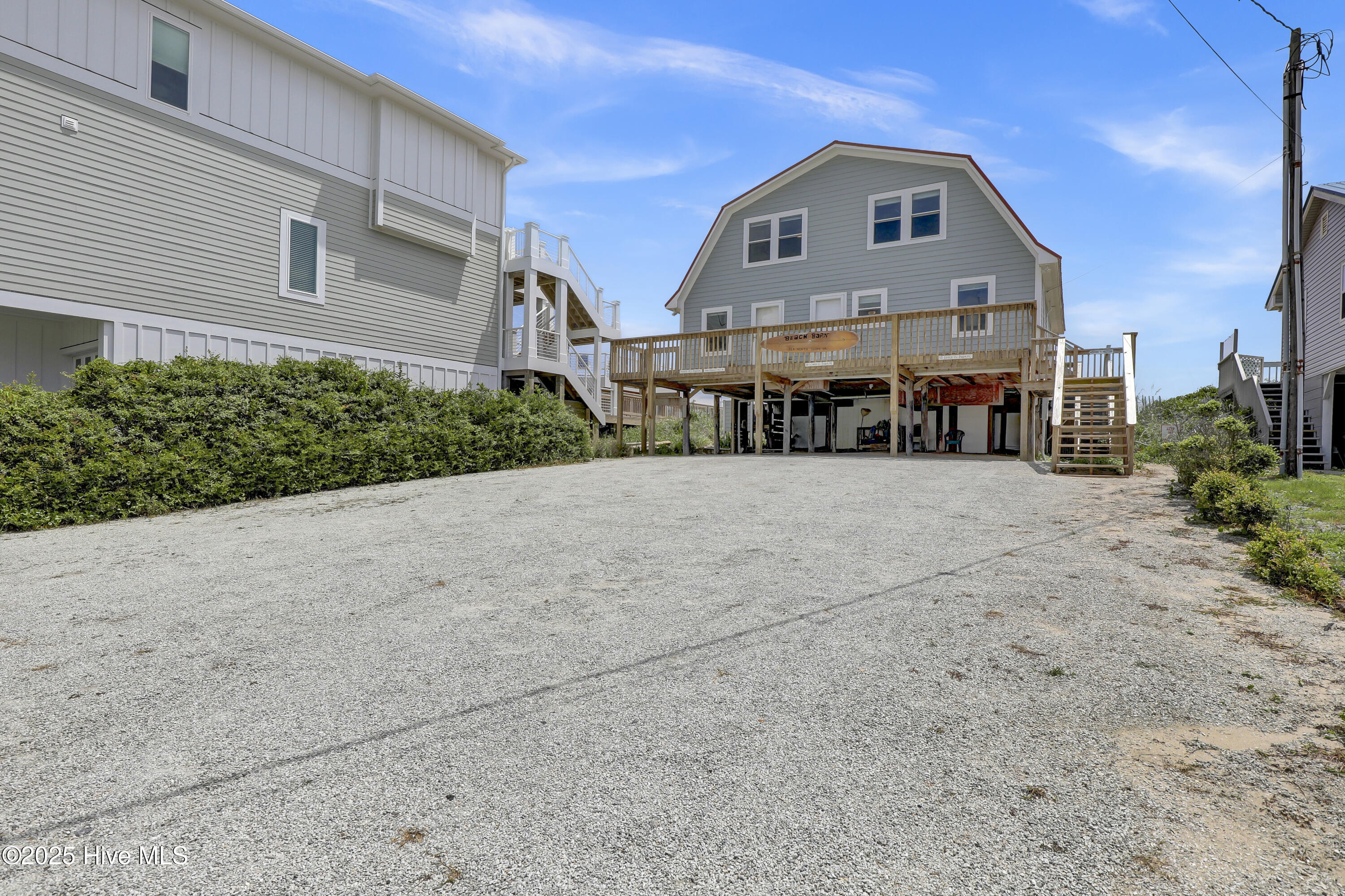 100524122 Property Photo 1
