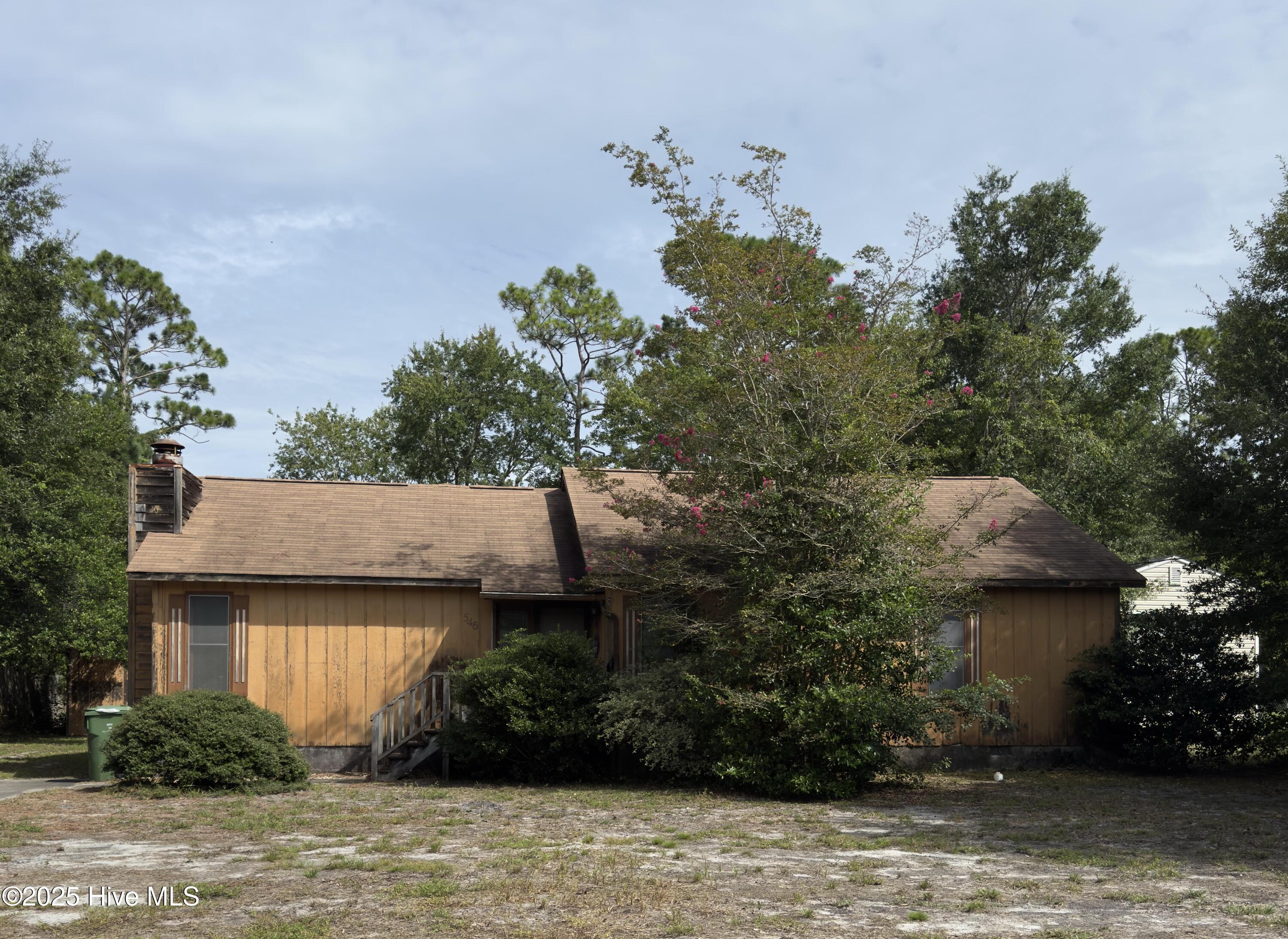 546 Rose Avenue Property Photo 1