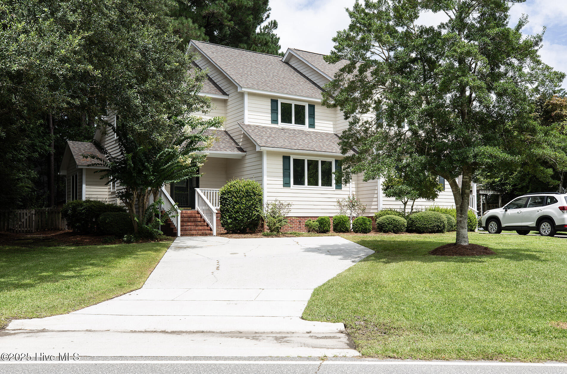 3805 Appleton Way Property Photo 1