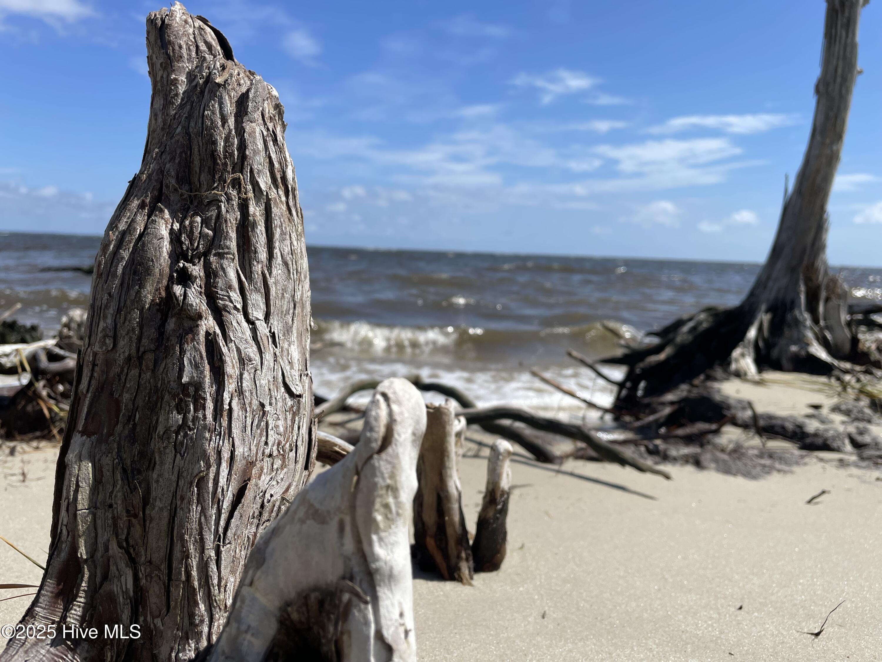 740 Sandy Point Drive Property Photo 1