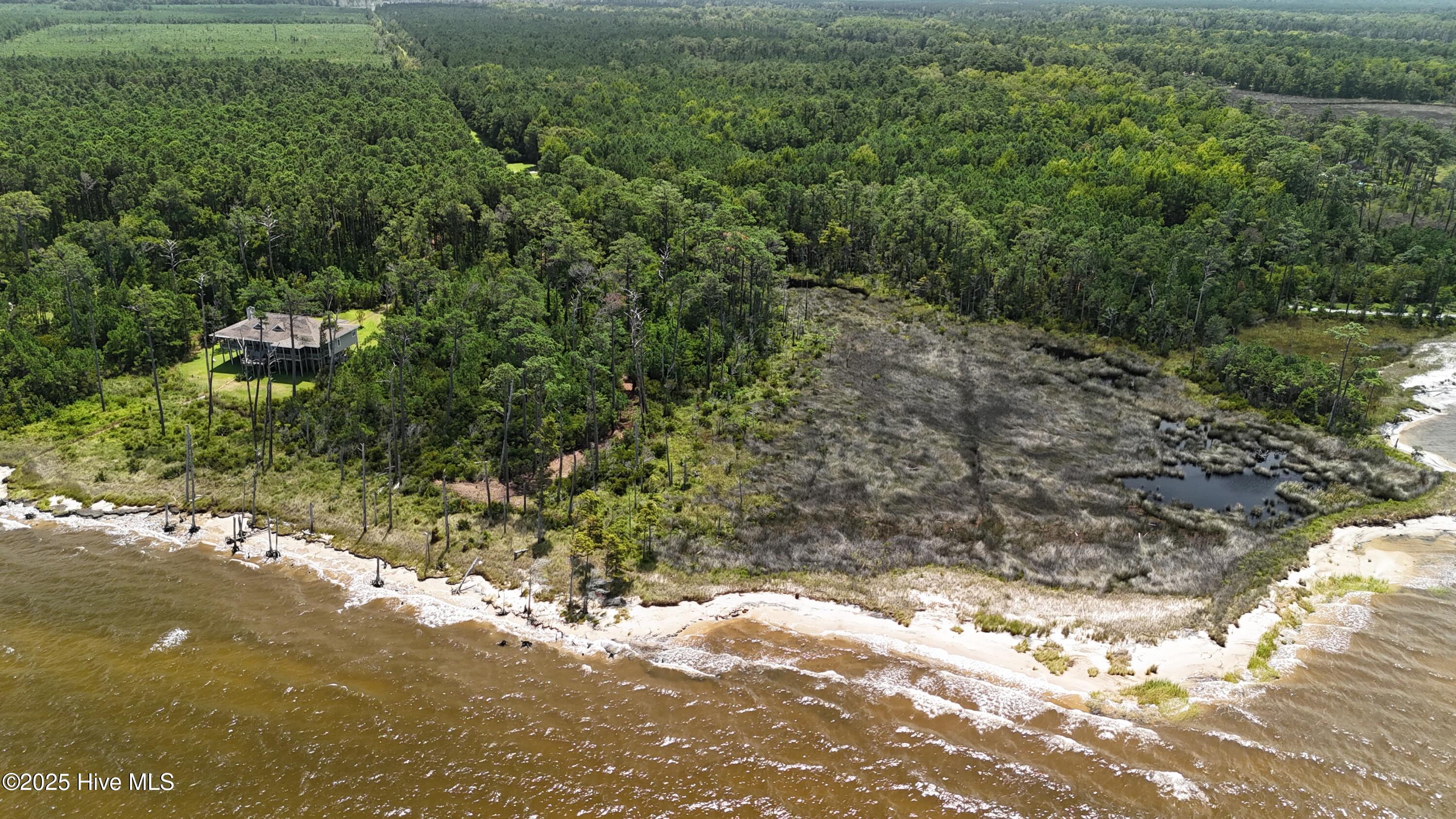 740 Sandy Point Drive Property Photo 18