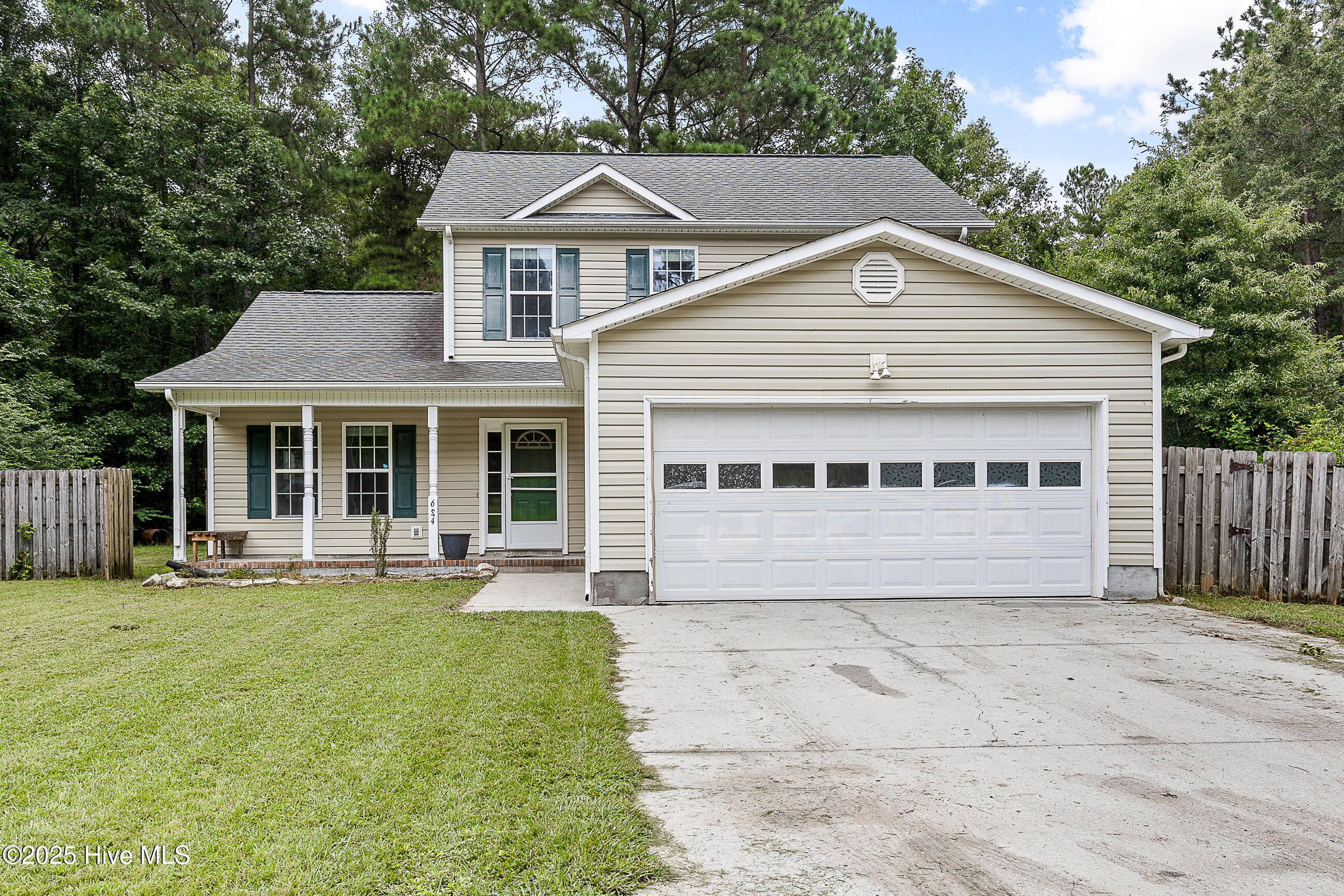 624 Walnut Drive Property Photo 1