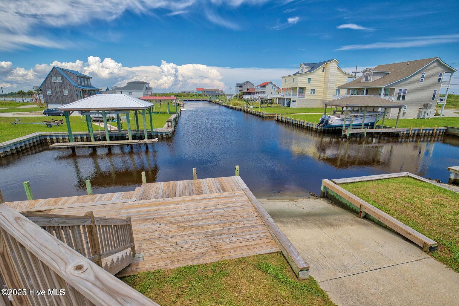 304 Marina Way Property Photo 3