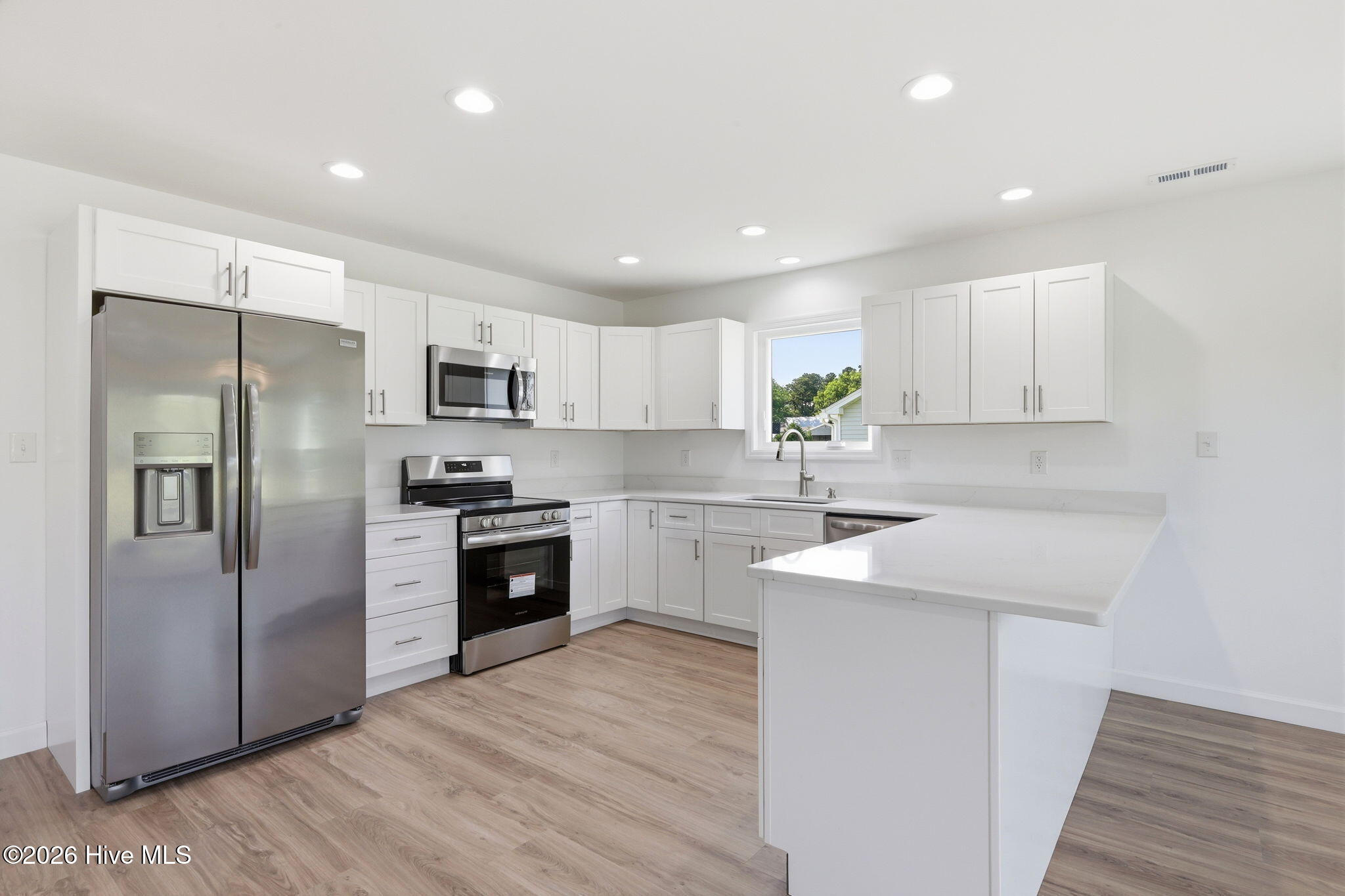 104 Dana Court Property Photo 6