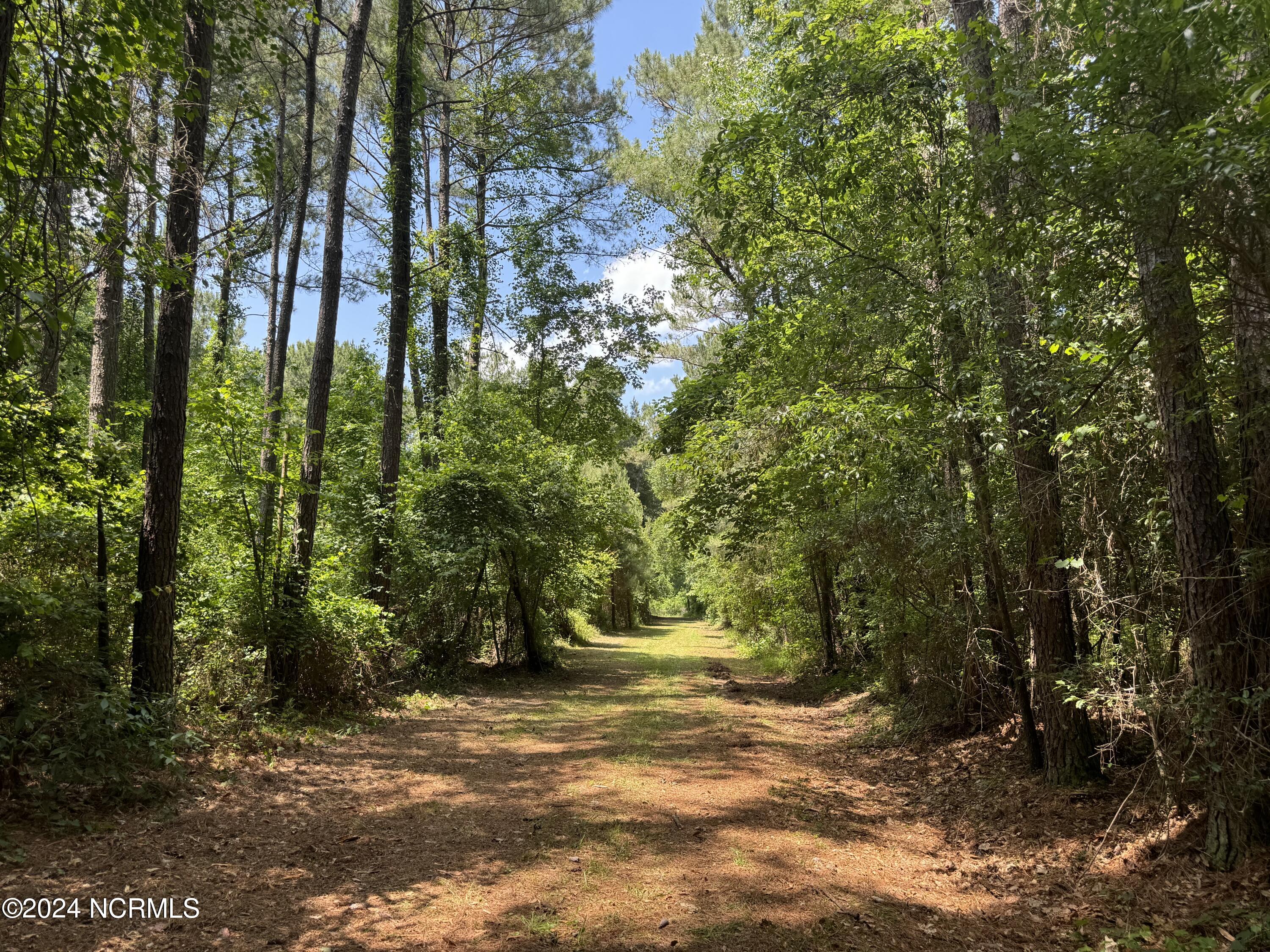 000 Nc-133 Property Photo 1