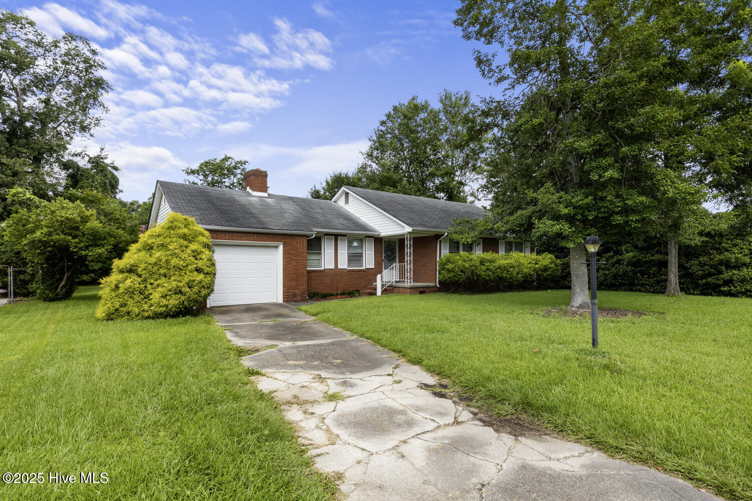 2402 Carey Road Property Photo 1