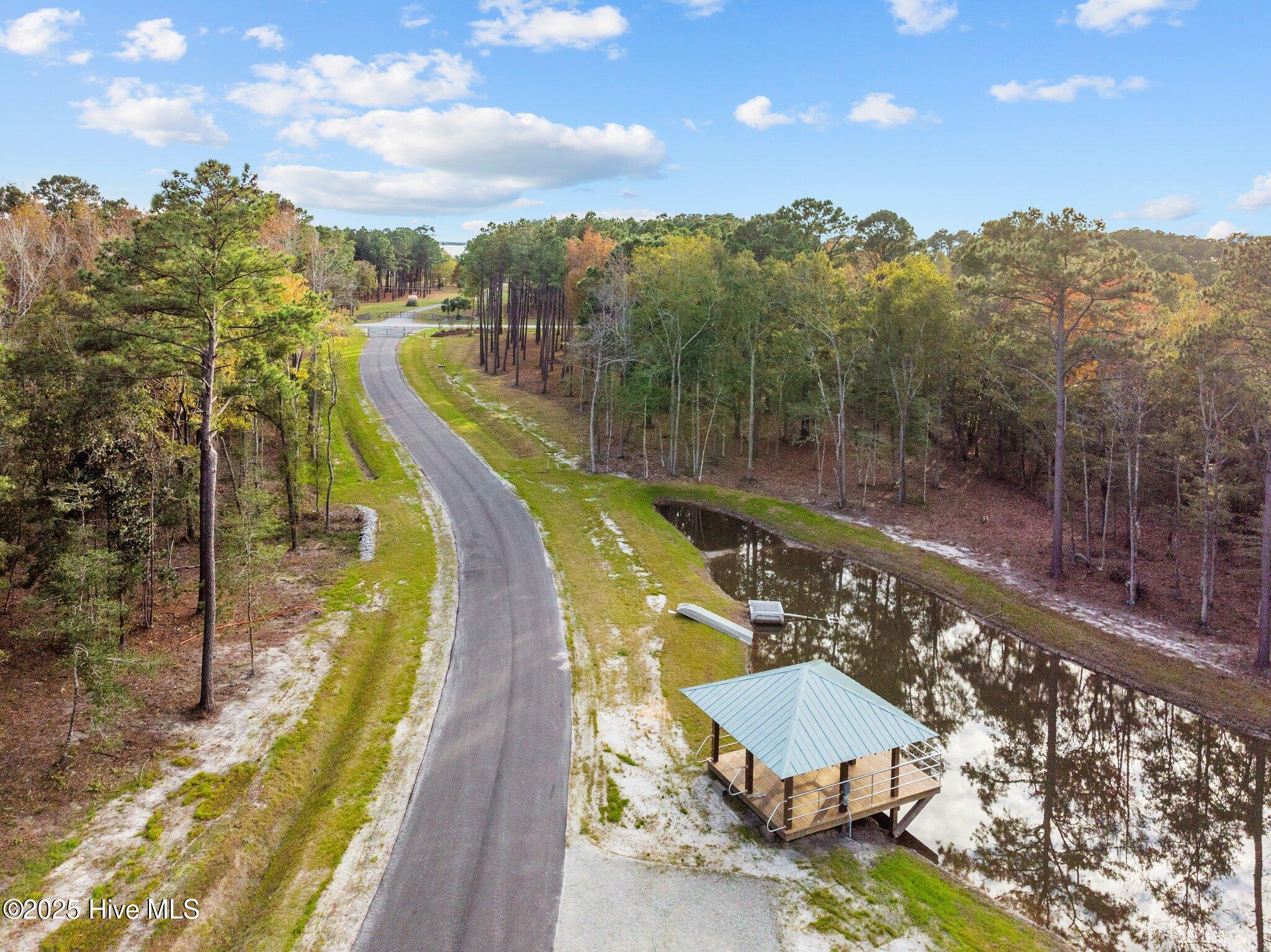 103 Indian Trail Property Photo 5