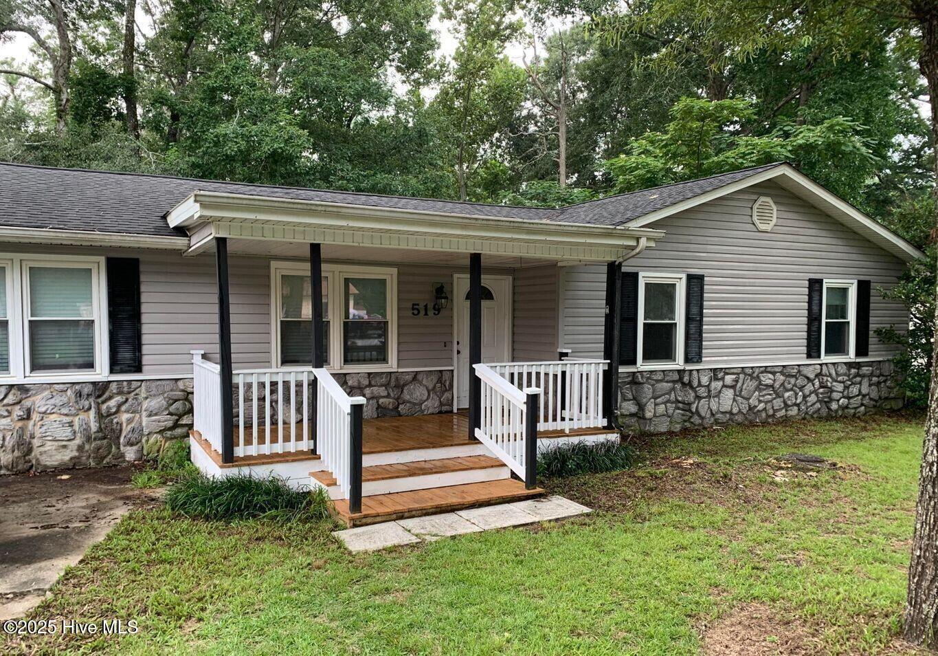 519 Oci Drive Property Photo 1