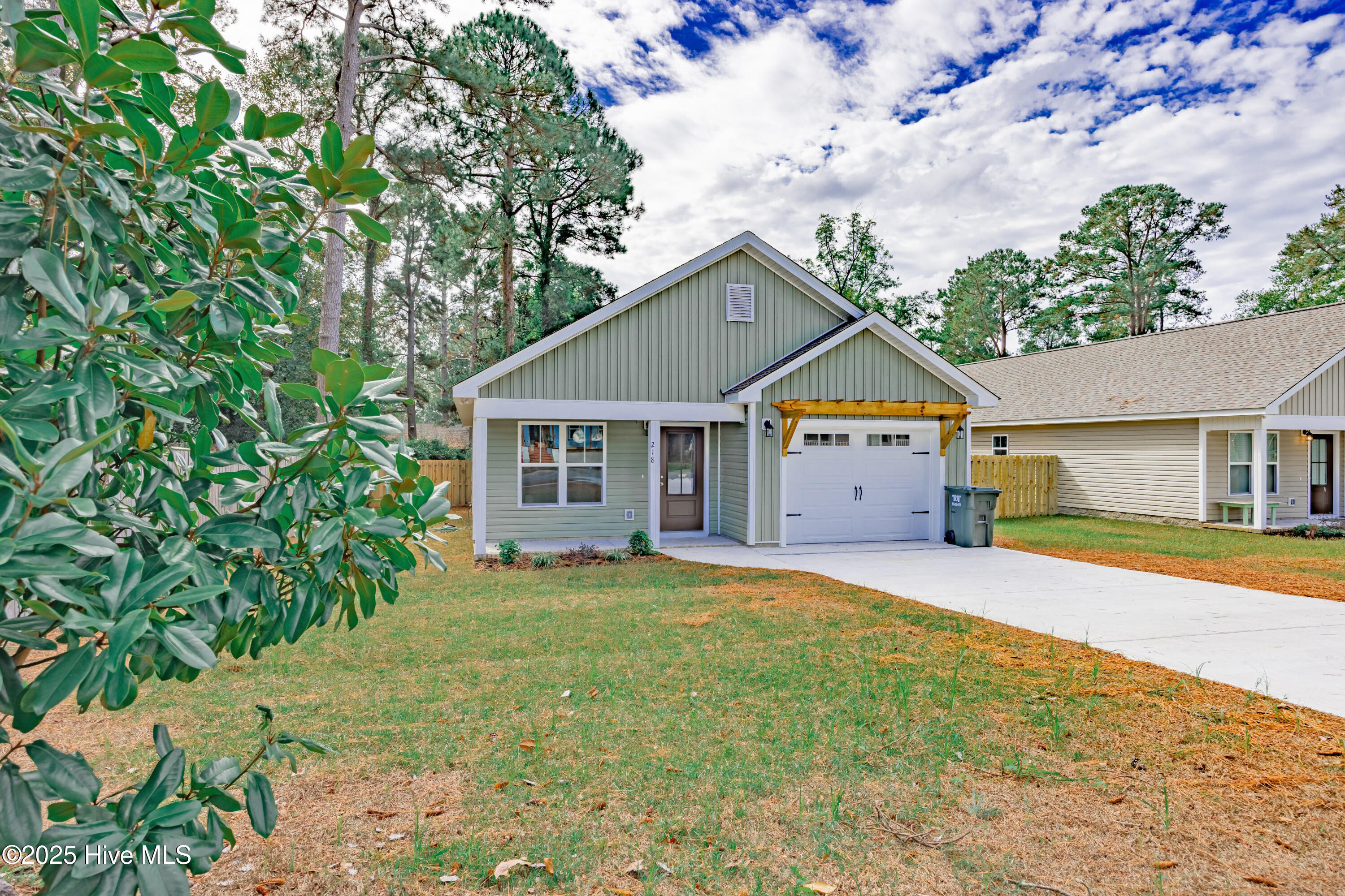 218 E Church Street Property Photo 1