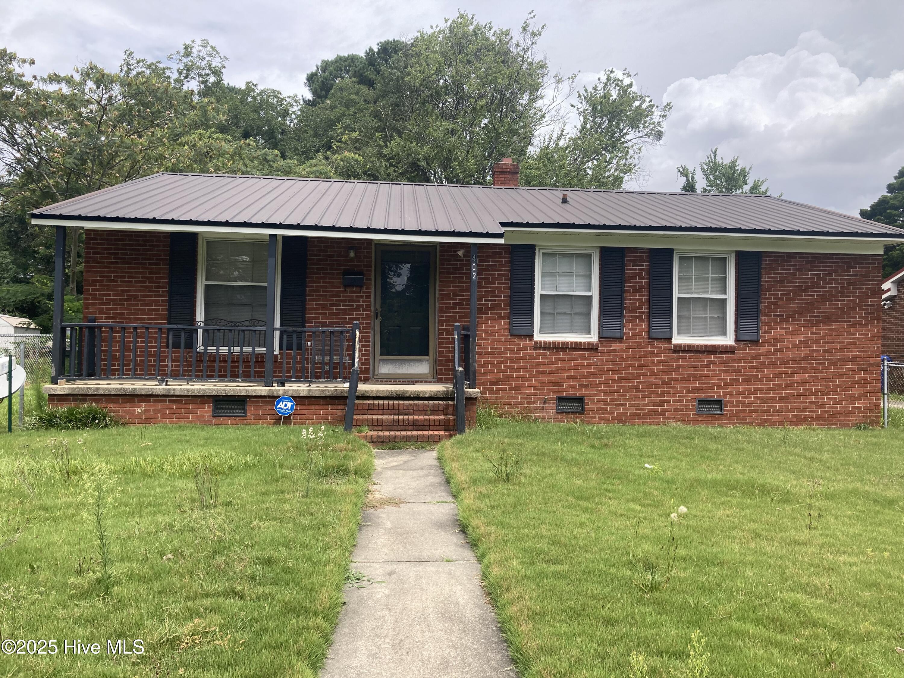 402 Marcella Drive Property Photo 1
