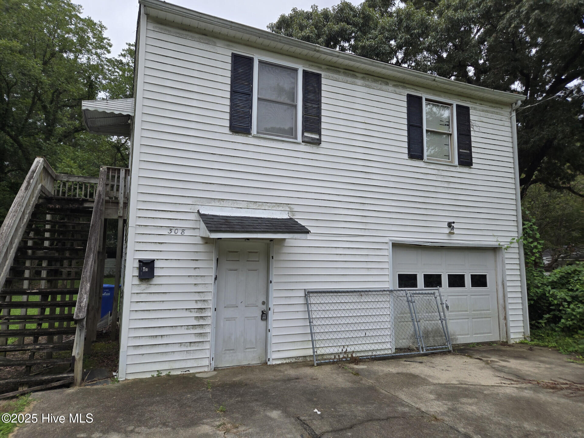 308 Pearson Street Property Photo 1