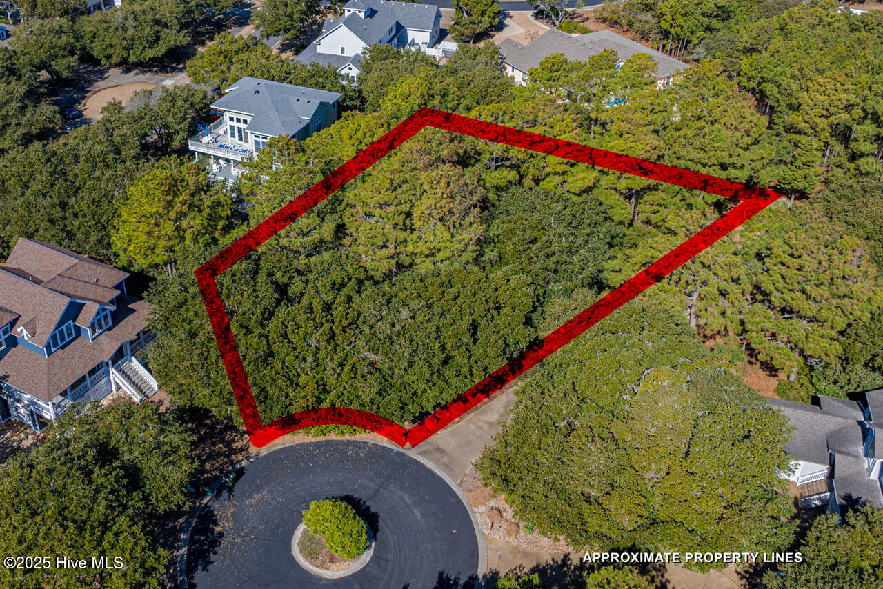 574 Live Oak Court Property Photo 2