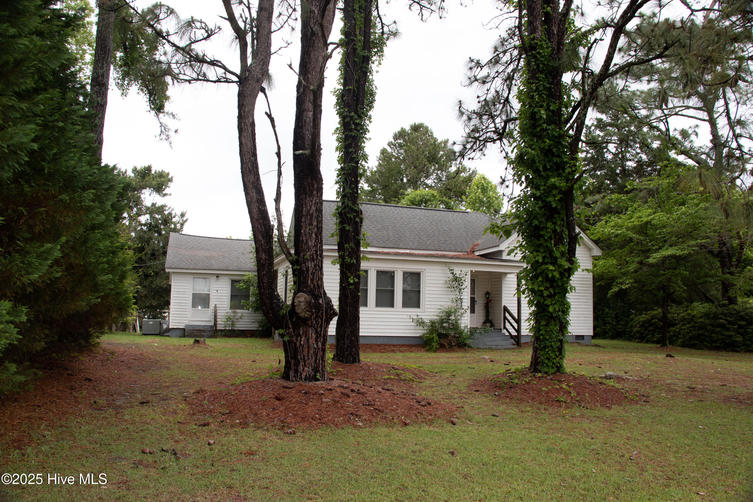 22485 Nc 125 Property Photo 1