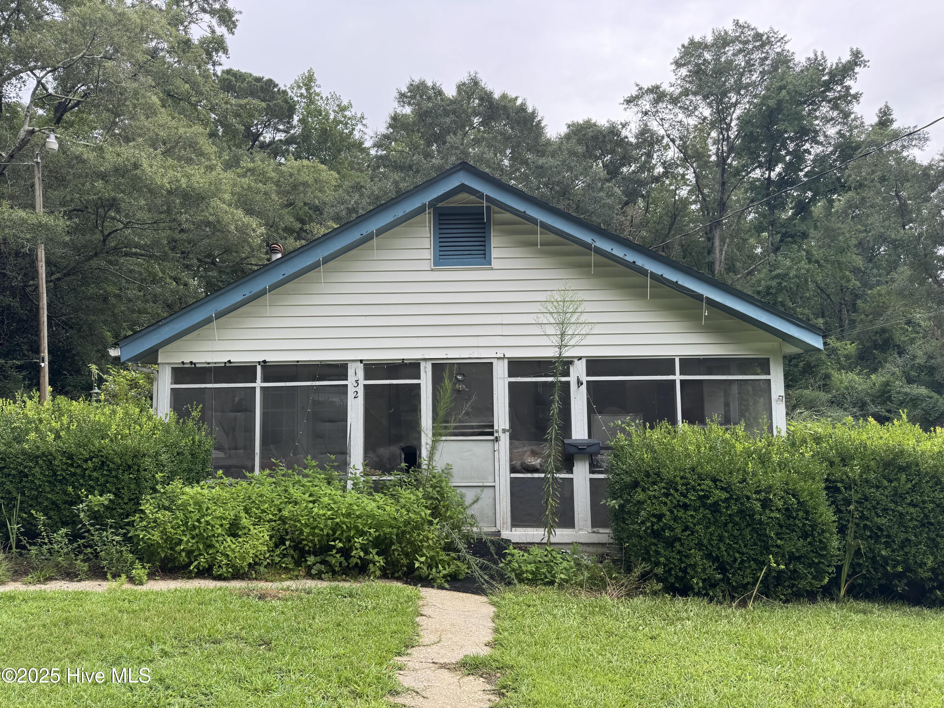 132 Garrett Street Property Photo 1