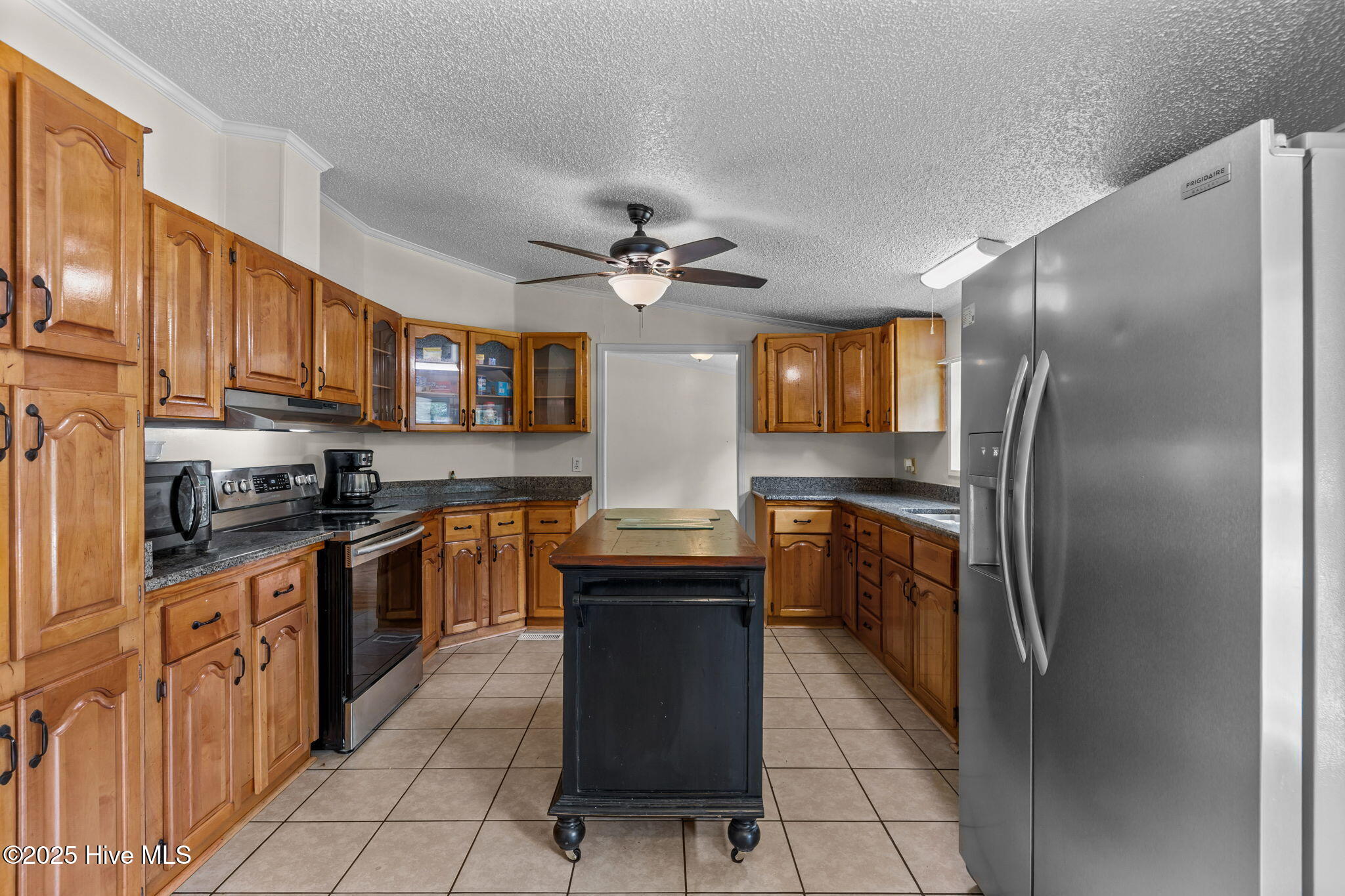 323 Mccrimmon Road Property Photo 10