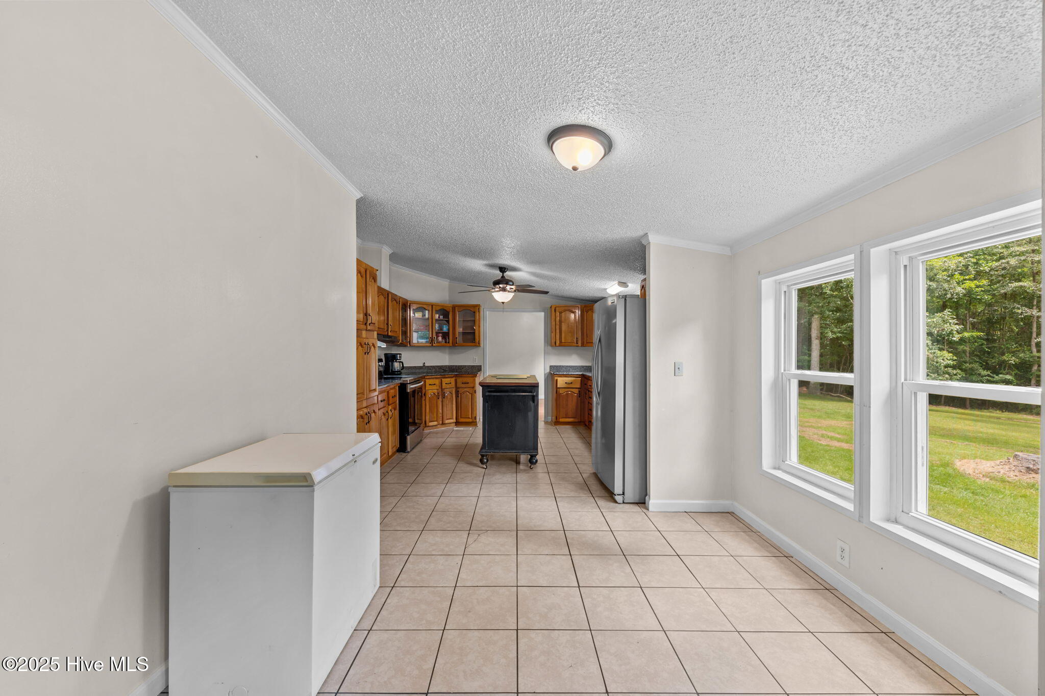 323 Mccrimmon Road Property Photo 12