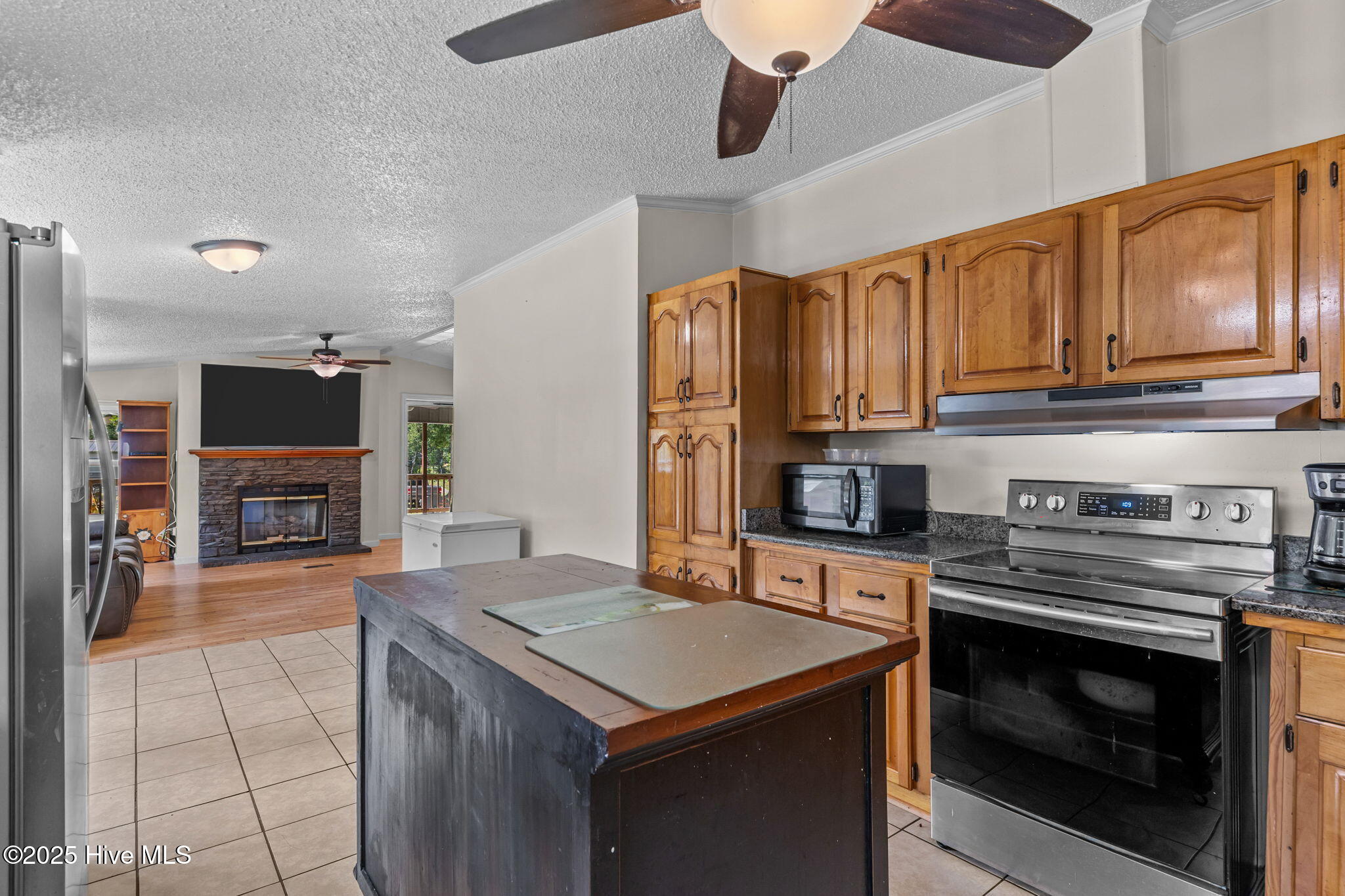 323 Mccrimmon Road Property Photo 13