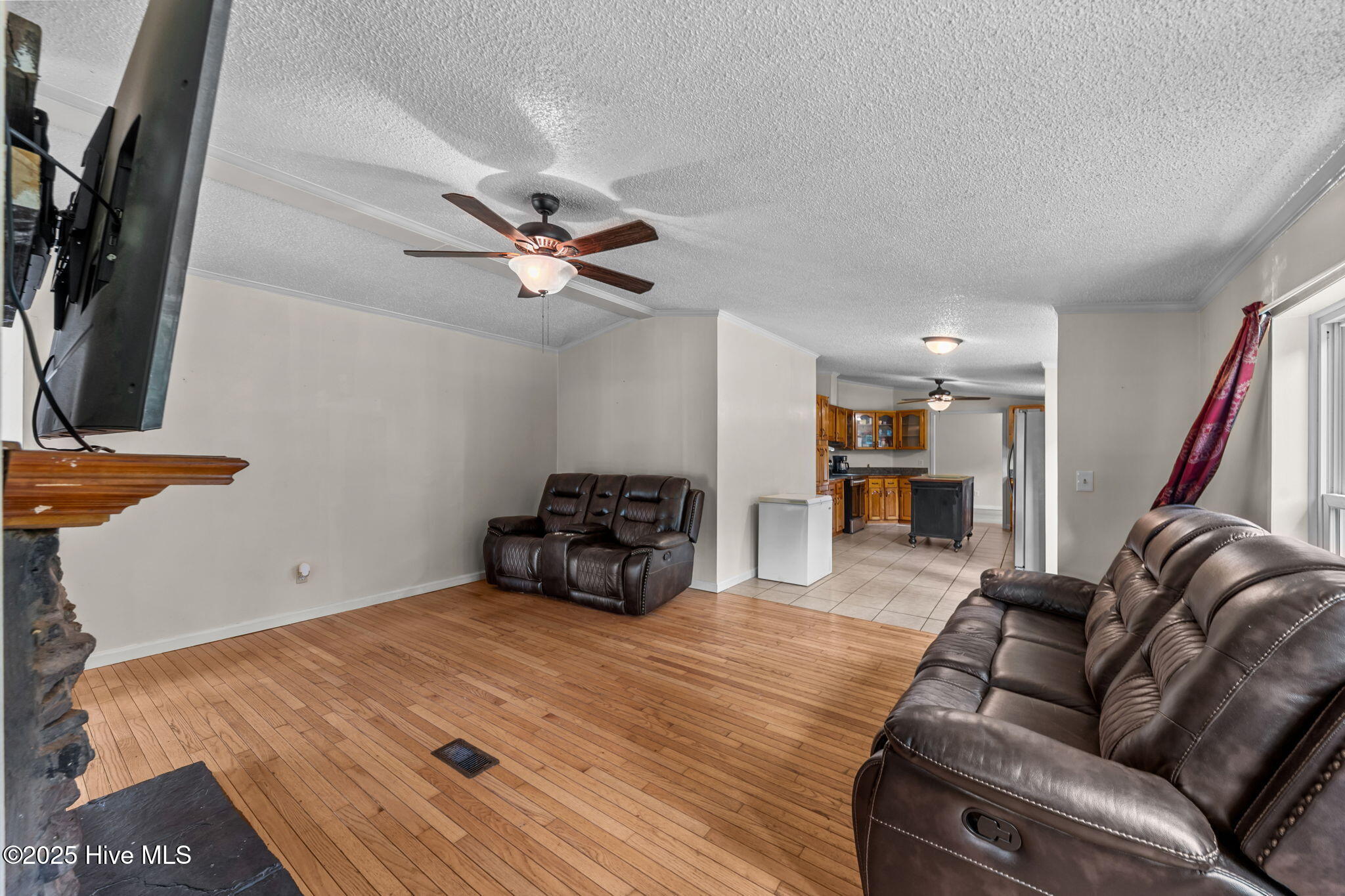 323 Mccrimmon Road Property Photo 17