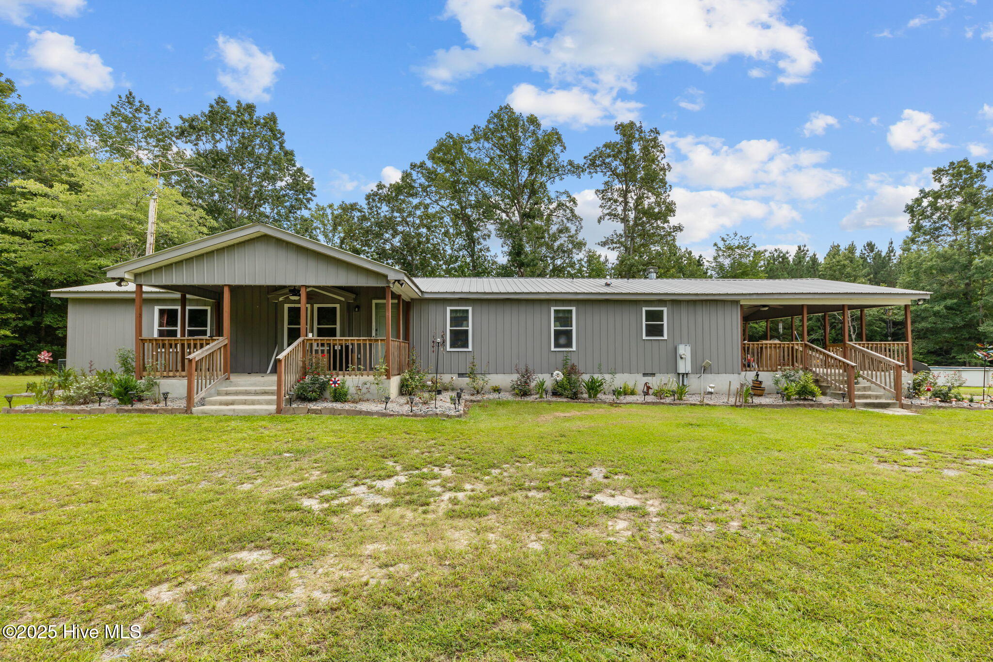 323 Mccrimmon Road Property Photo 29