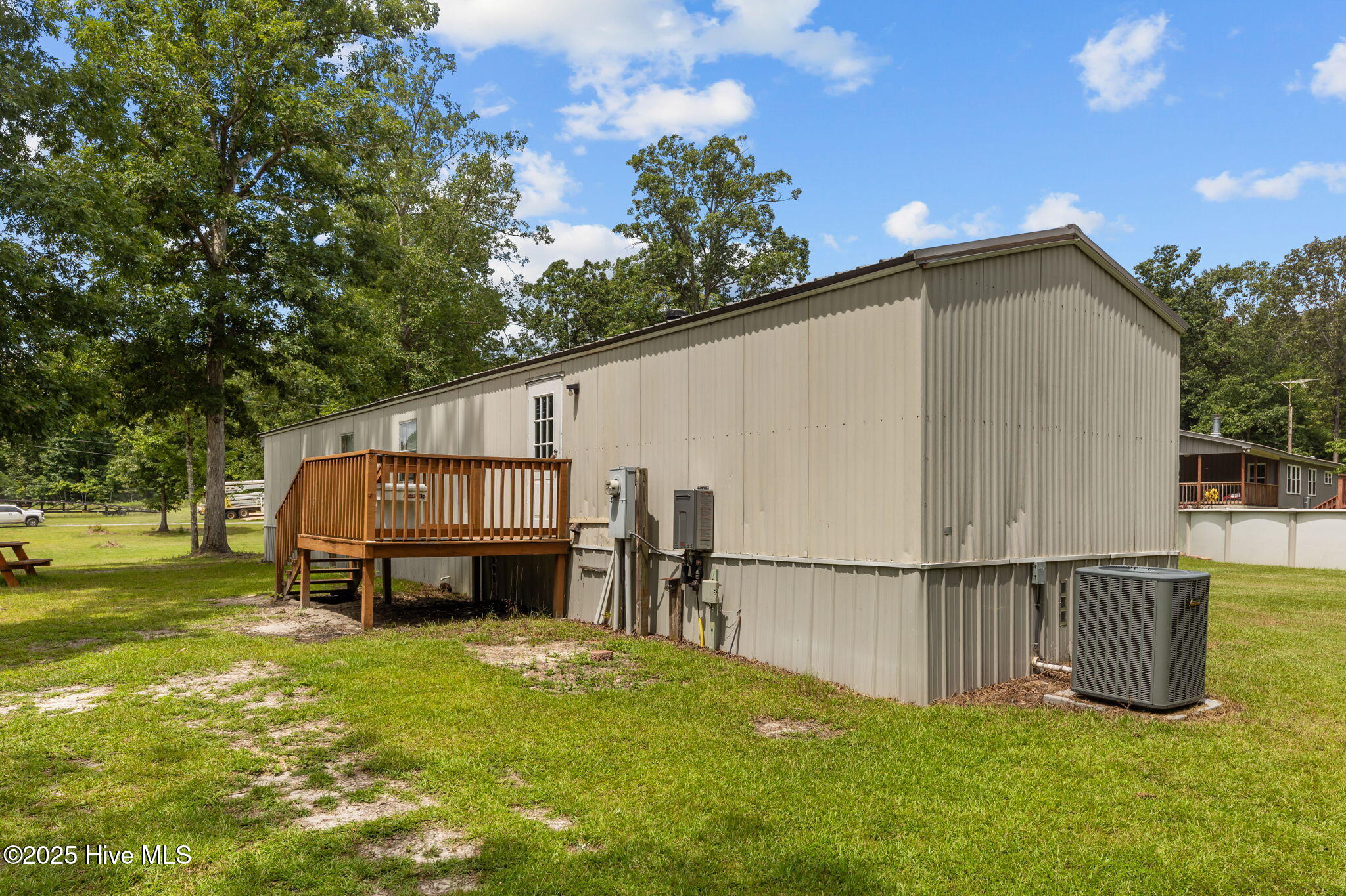 323 Mccrimmon Road Property Photo 50